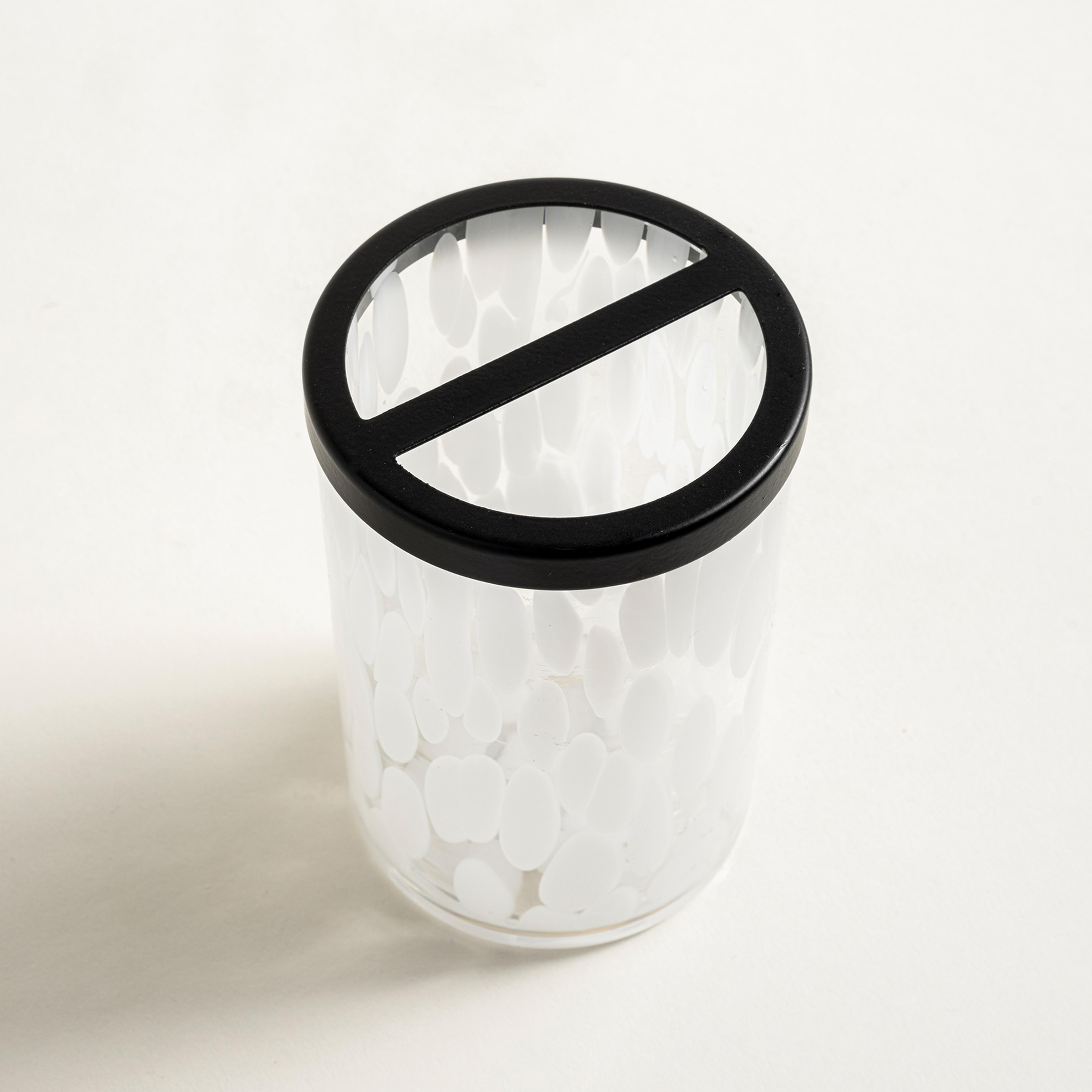 Wuyı Cam Diş Fırçalık 7.2x7.2x11 Cm Beyaz