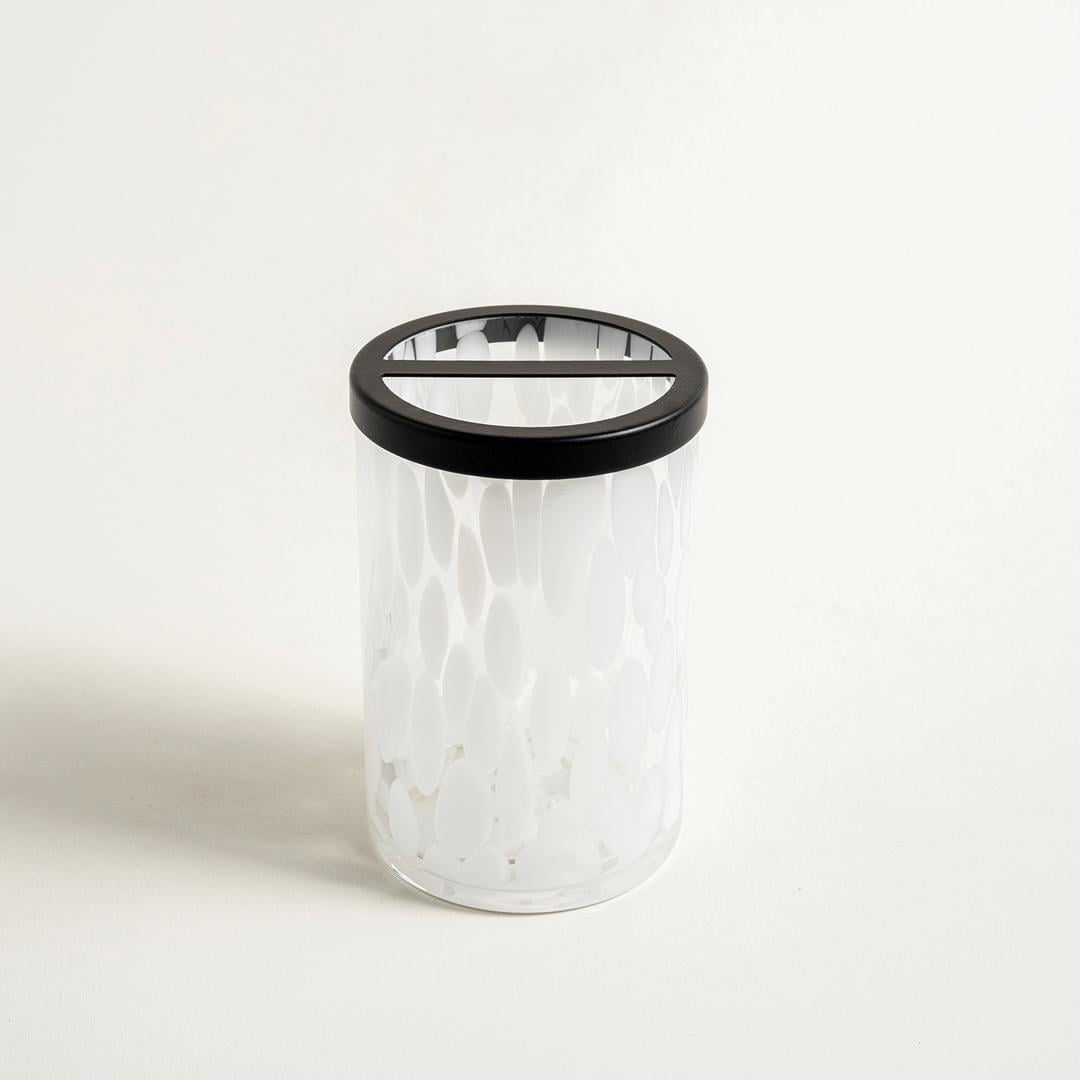 Wuyı Cam Diş Fırçalık 7.2x7.2x11 Cm Beyaz