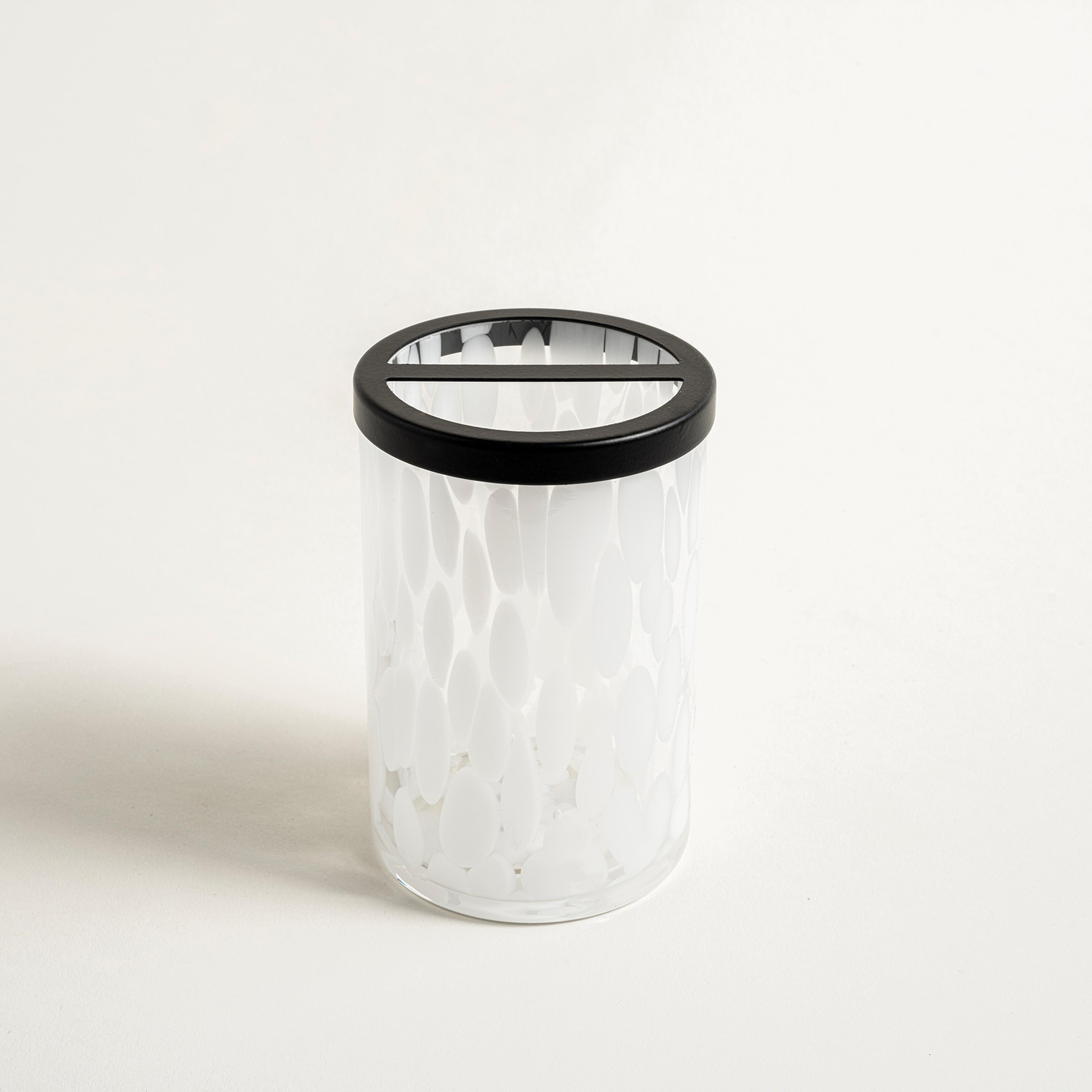 Wuyı Cam Diş Fırçalık 7.2x7.2x11 Cm Beyaz