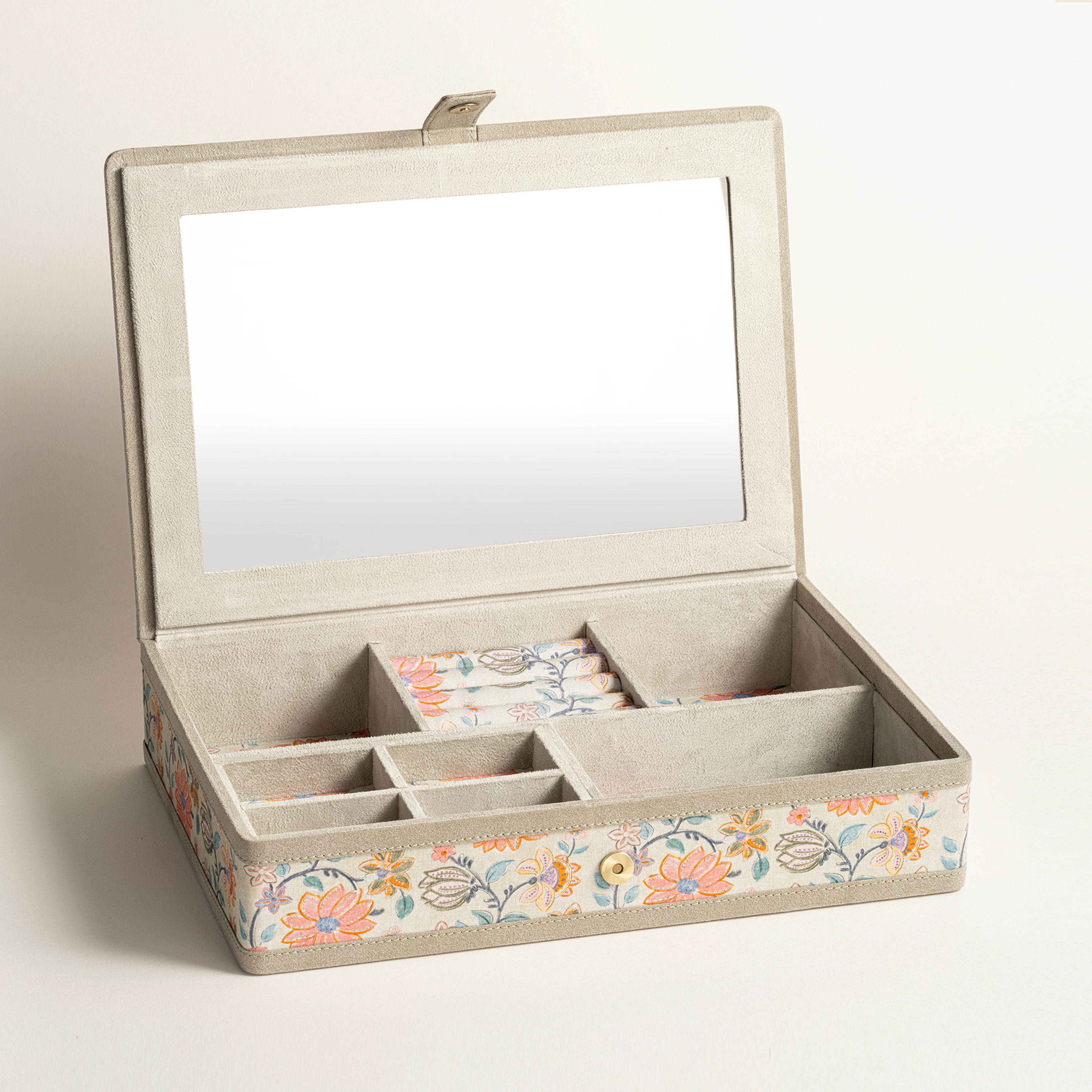 Noıda Baskılı Pamuk Dekoratif Kutu 32.80x21.60 Cm Yeşil