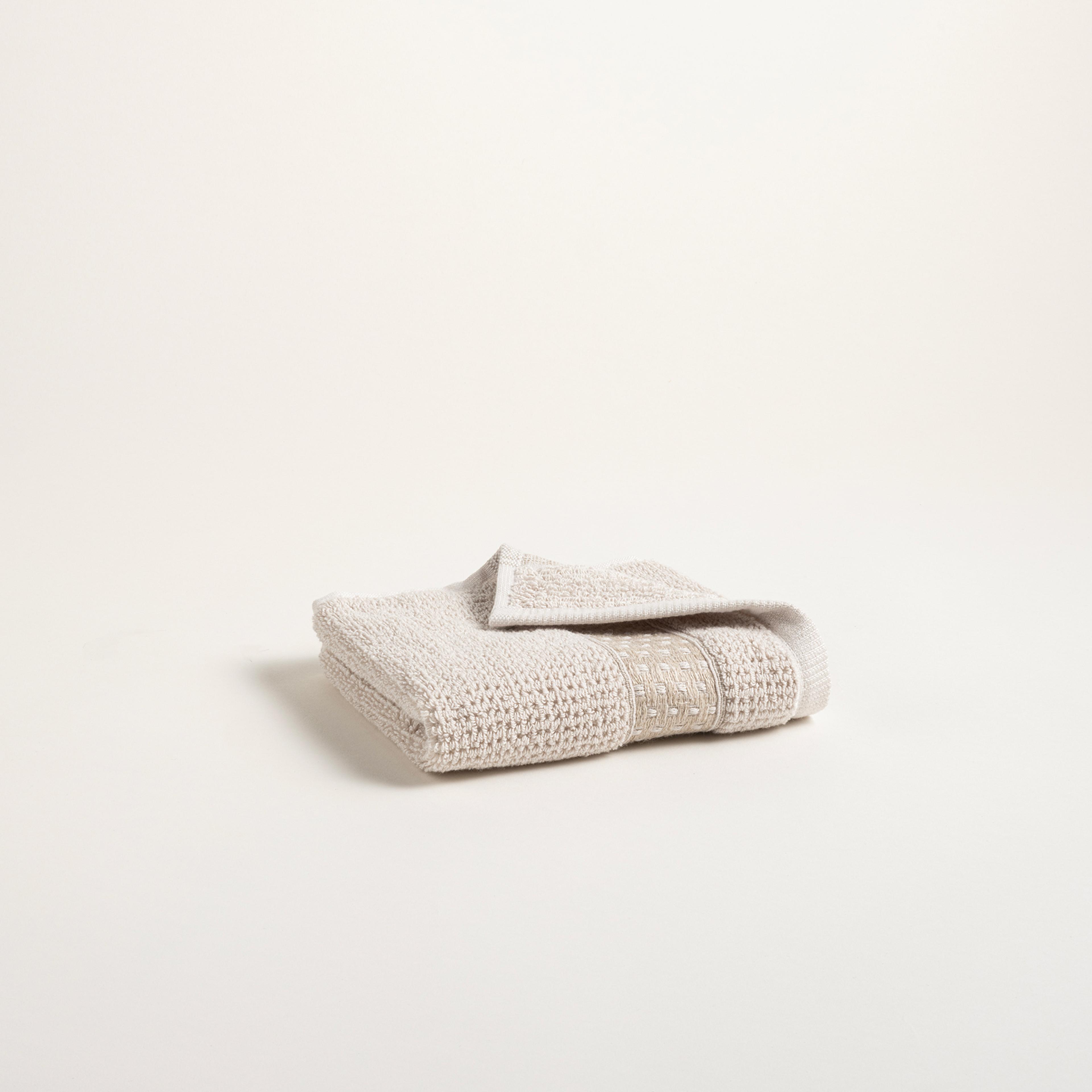 Vıseu Dar Jakar Bordürlü Pamuk %100 Pamuk El Havlusu 30x50 Cm Bej