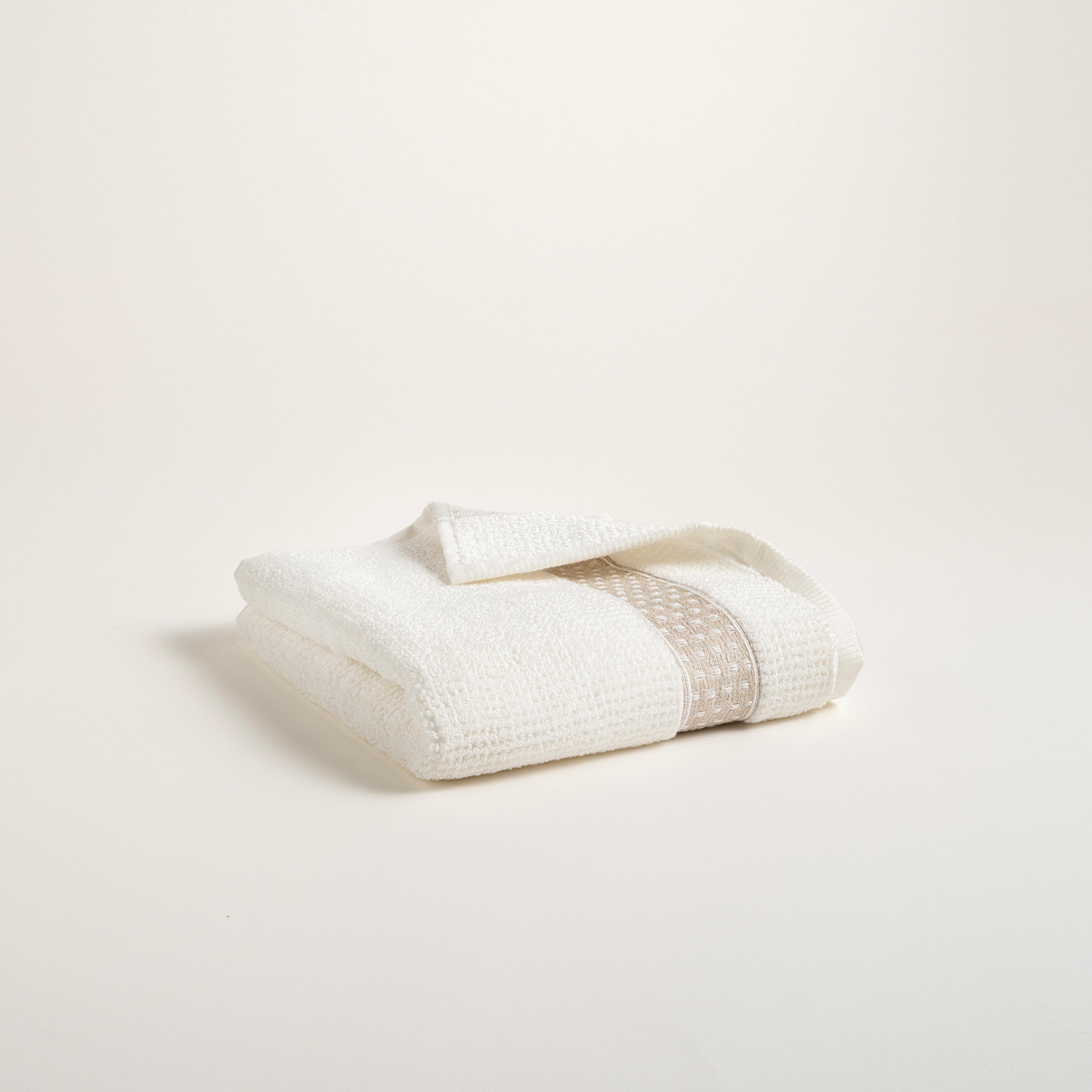 Vıseu Dar Jakar Bordürlü Pamuk %100 Pamuk Yüz Havlusu 50x90 Cm Ekru