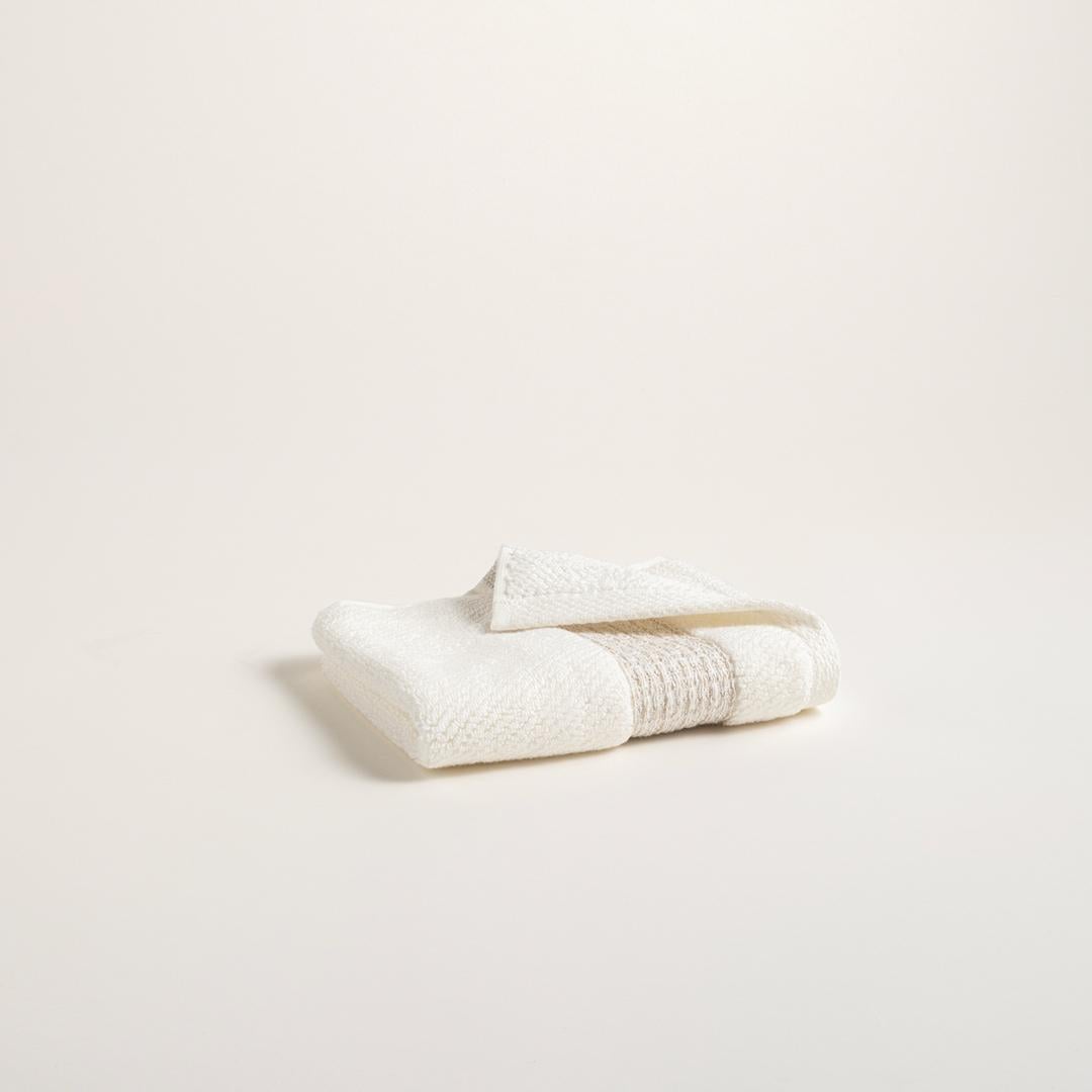 Vıseu Verevli Jakar Bordürlü Pamuk %100 Pamuk El Havlusu 30x50 Cm Ekru