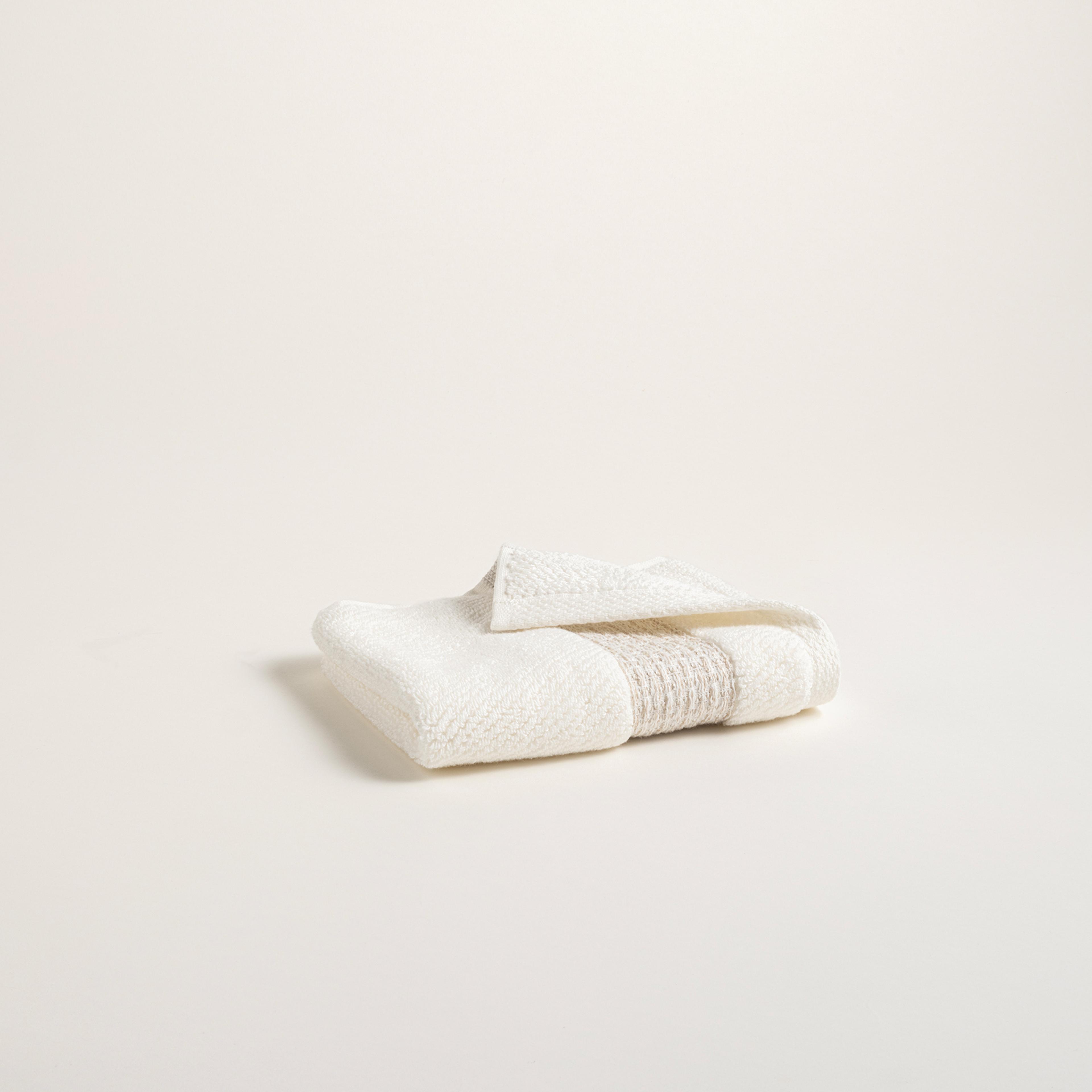 Vıseu Verevli Jakar Bordürlü Pamuk %100 Pamuk El Havlusu 30x50 Cm Ekru