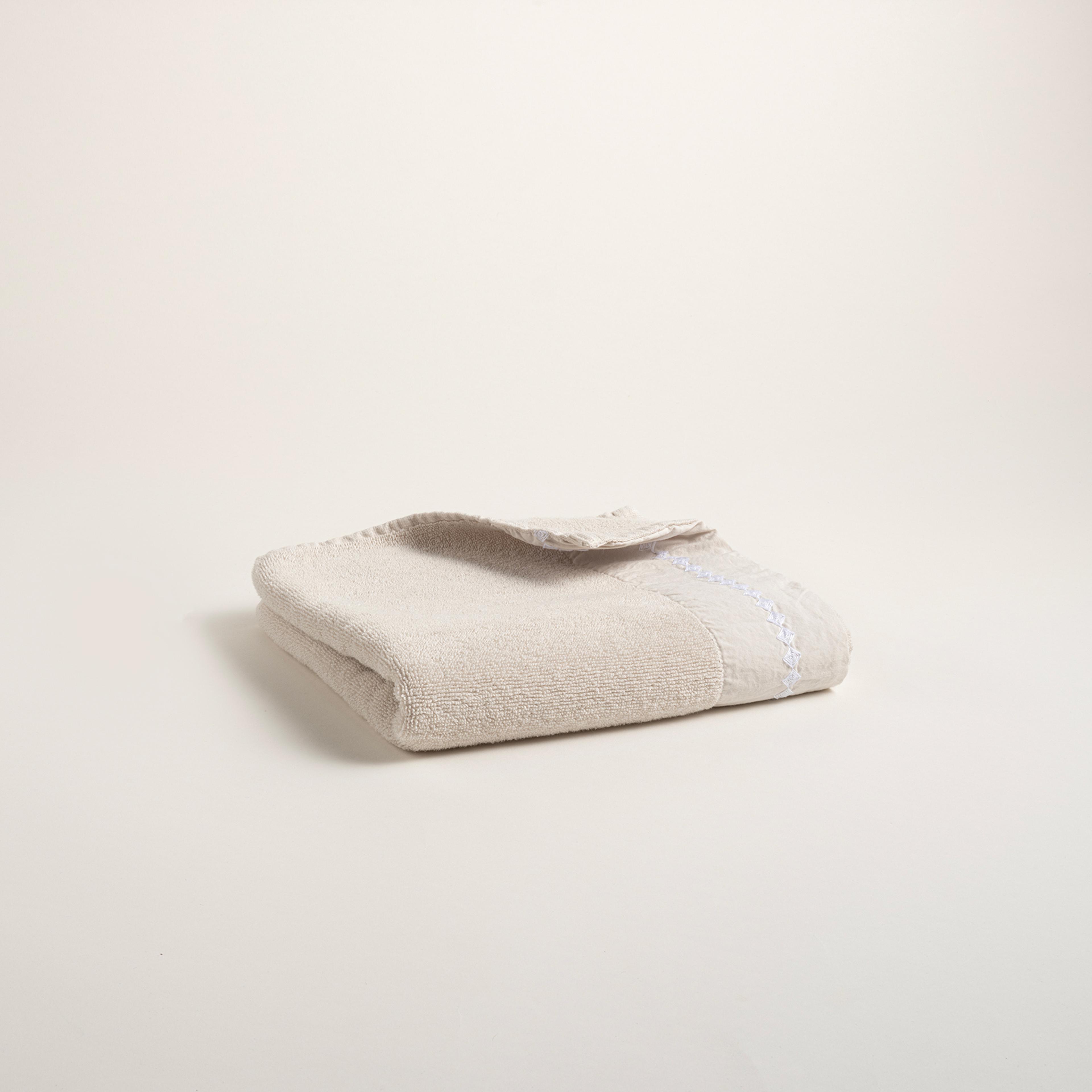 Faro Nakışlı Pamuk %100 Pamuk El Havlusu 30x50 Cm Krem