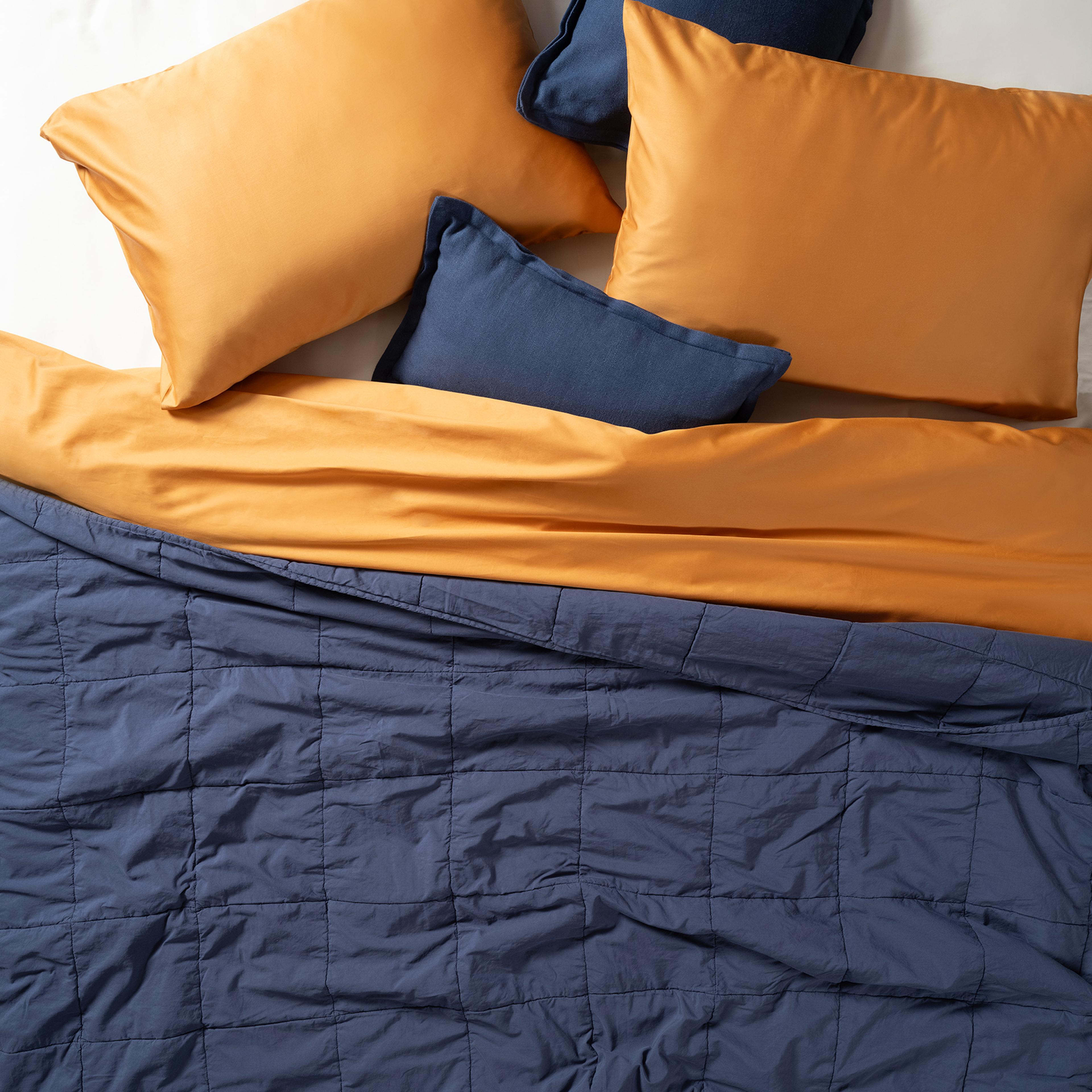 Solıd Kapitoneli Çift Kişilik Pamuk %100 Pamuk Yatak Örtüsü 240x260 Cm Lacivert