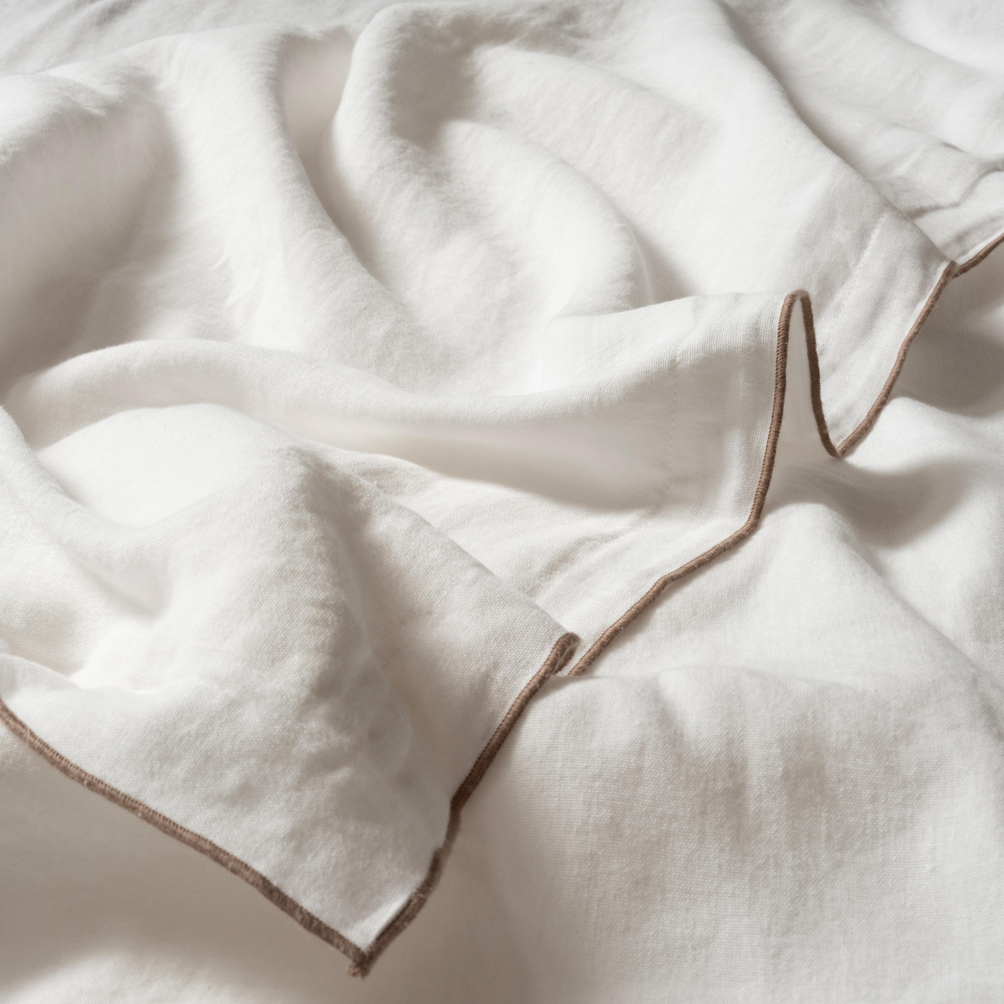 Mıno Baby Overloklu Kıng Sıze Pamuk Pamuk Keten Nevresim Seti 240x220 Cm Natural