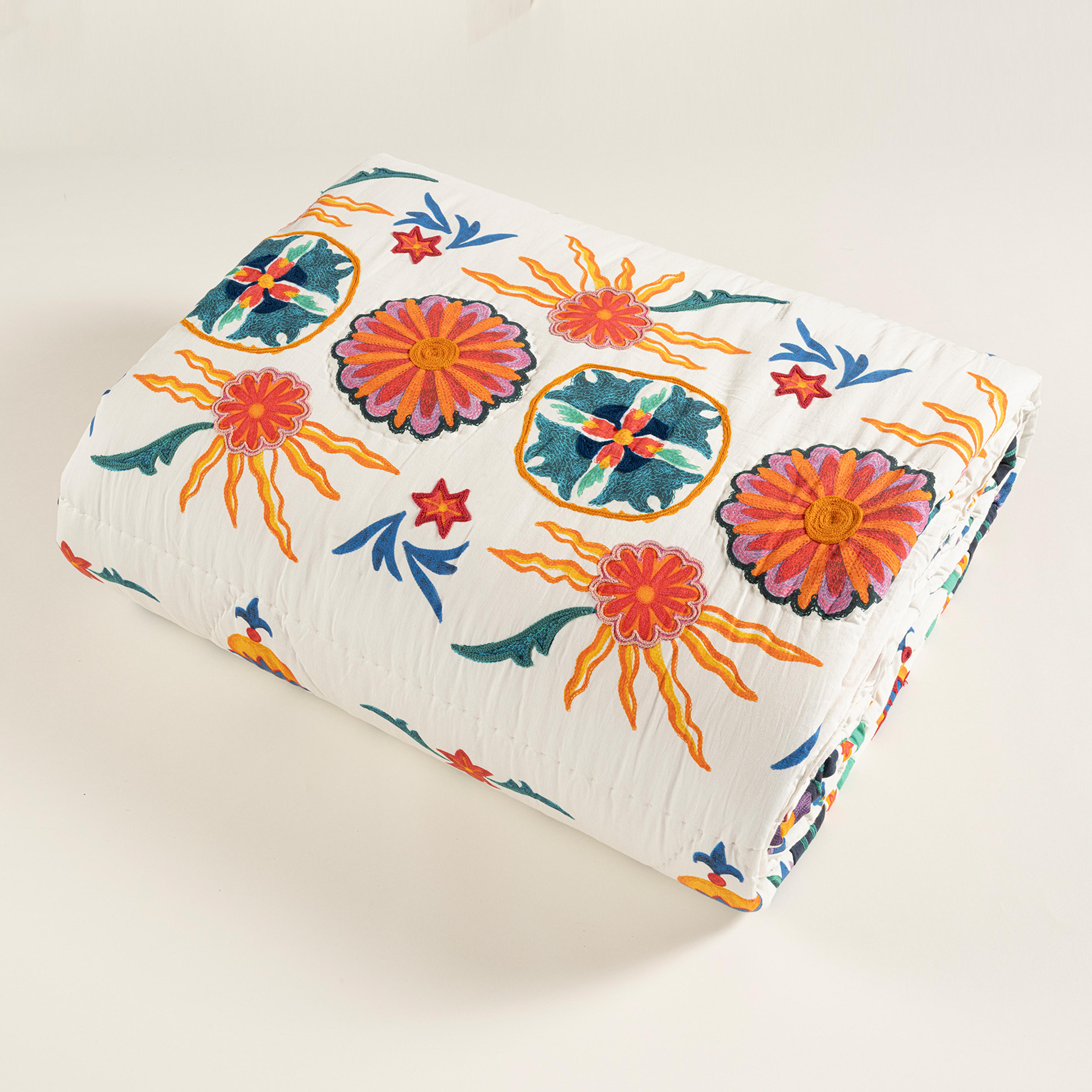 Uttar Nakışlı Çift Kişilik Pamuk %100 Pamuk Yatak Örtüsü Seti 240x260 Cm Renkli