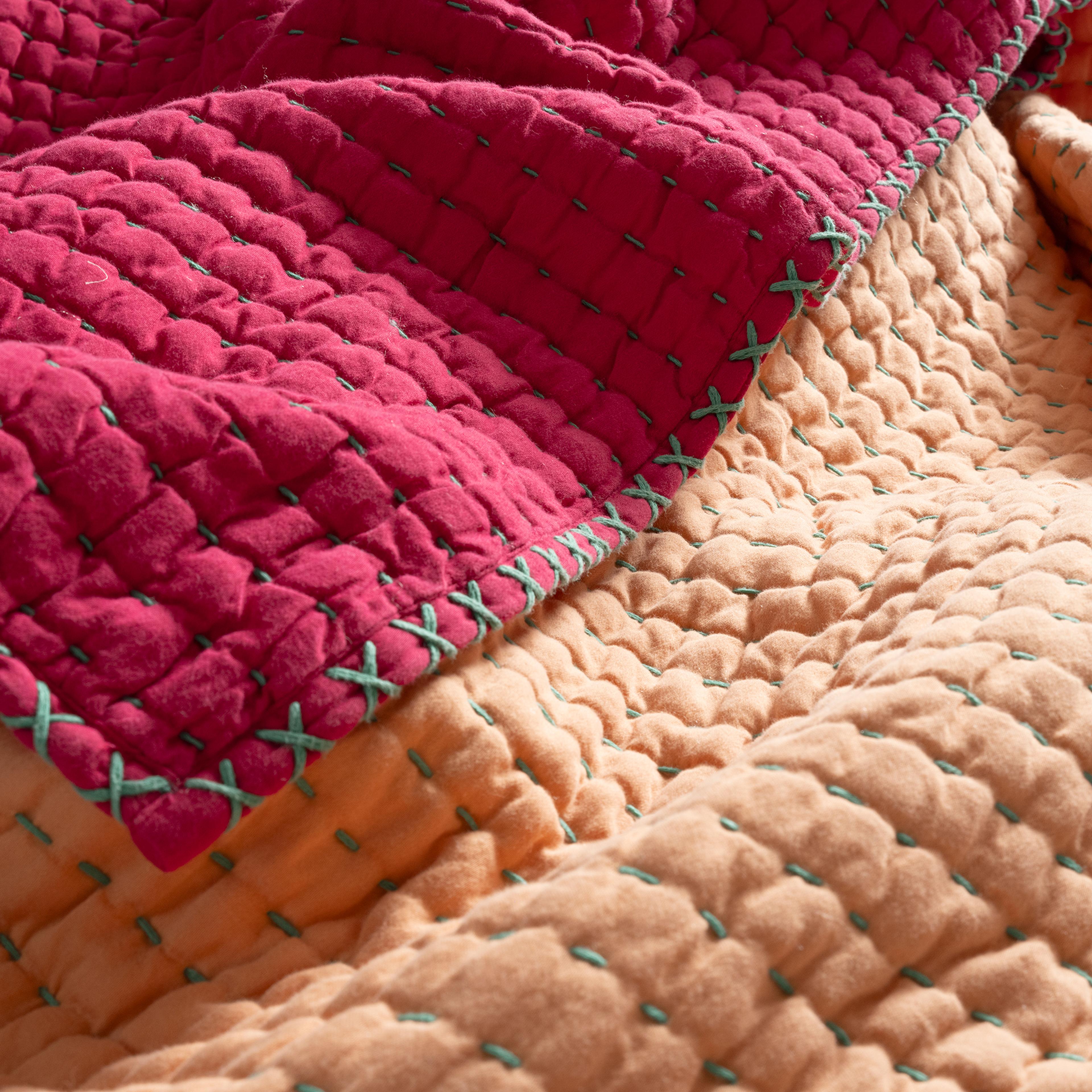 Okhla El İşi Kıng Sıze Pamuk Saten Pamuk Saten Yatak Örtüsü Seti 260x280 Cm Fuşya-somon