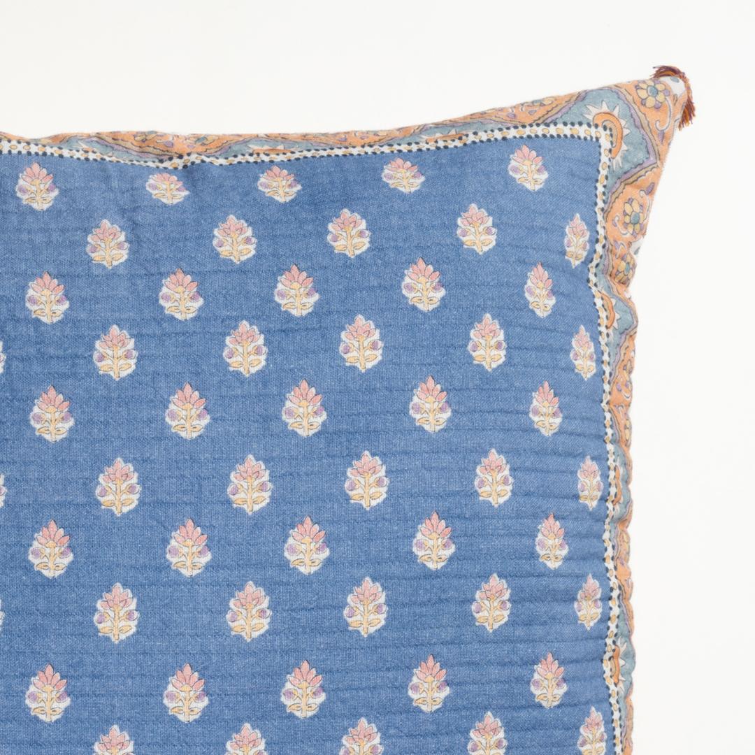 Nilüfer Püsküllü Baskılı Pamuk %100 Pamuk Dolgulu Kırlent 55x55 Cm Renkli