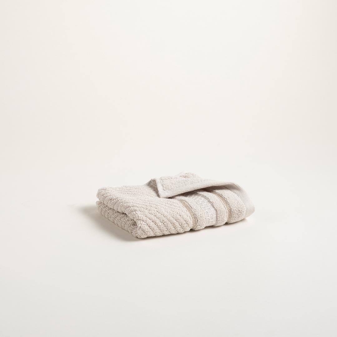 Vıseu Geniş Jakar Bordürlü Pamuk %100 Pamuk El Havlusu 30x50 Cm Bej