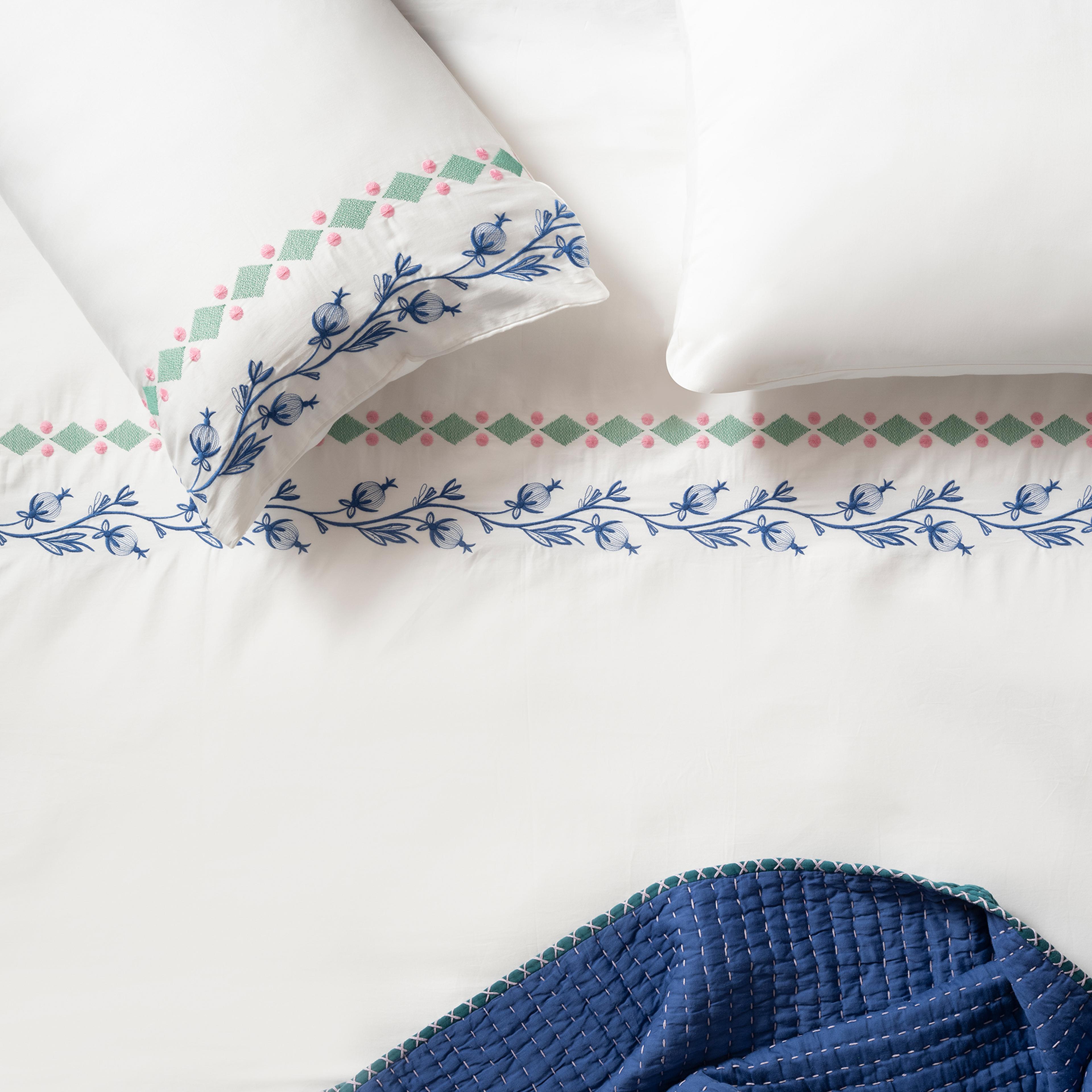 Braga Nakışlı 300 Tc Saten E.kıng Sıze Pamuk Saten %100 Pamuk Nevresim Seti 260x220 Cm Ekru