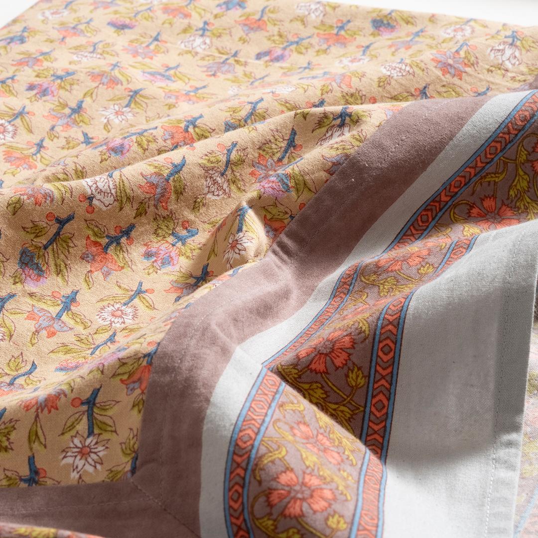 Gaya Baskılı Pamuk %100 Pamuk Masa Örtüsü 150x225 Cm Sarı