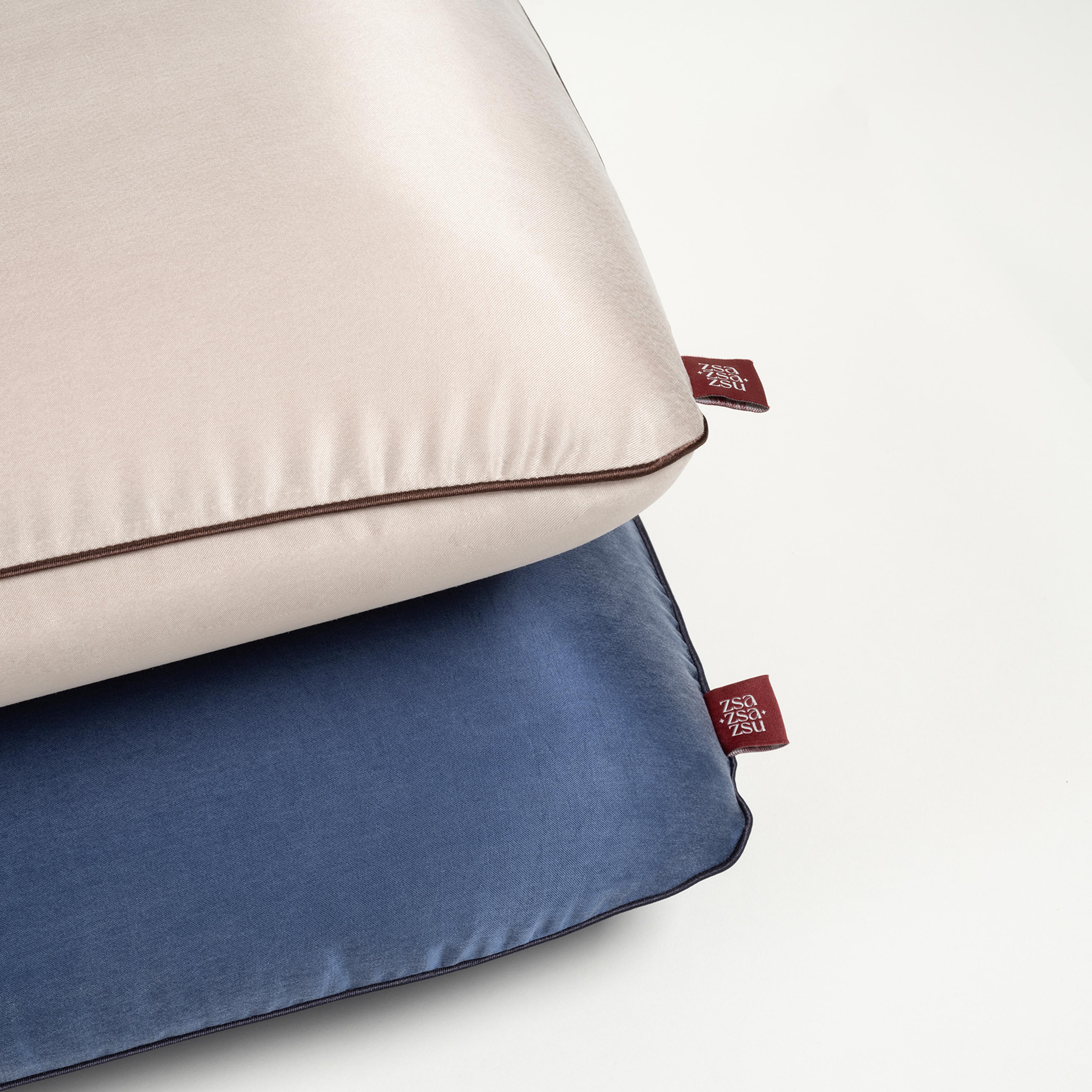 Lefke Boyun Destekleyici Viskon Visko Yastık 60x38x10/9 Cm Lacivert