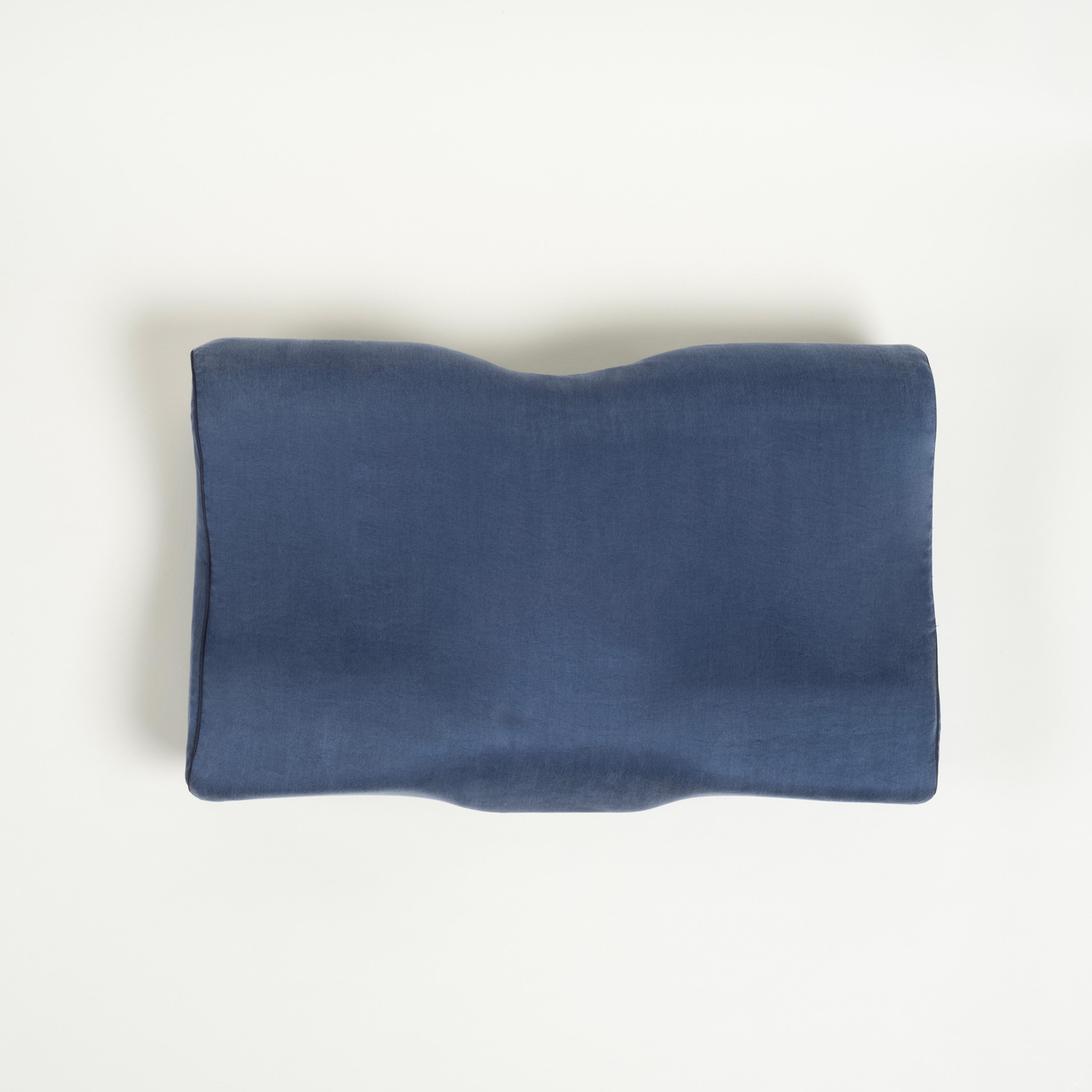 Lefke Boyun Destekleyici Viskon Visko Yastık 60x38x10/9 Cm Lacivert