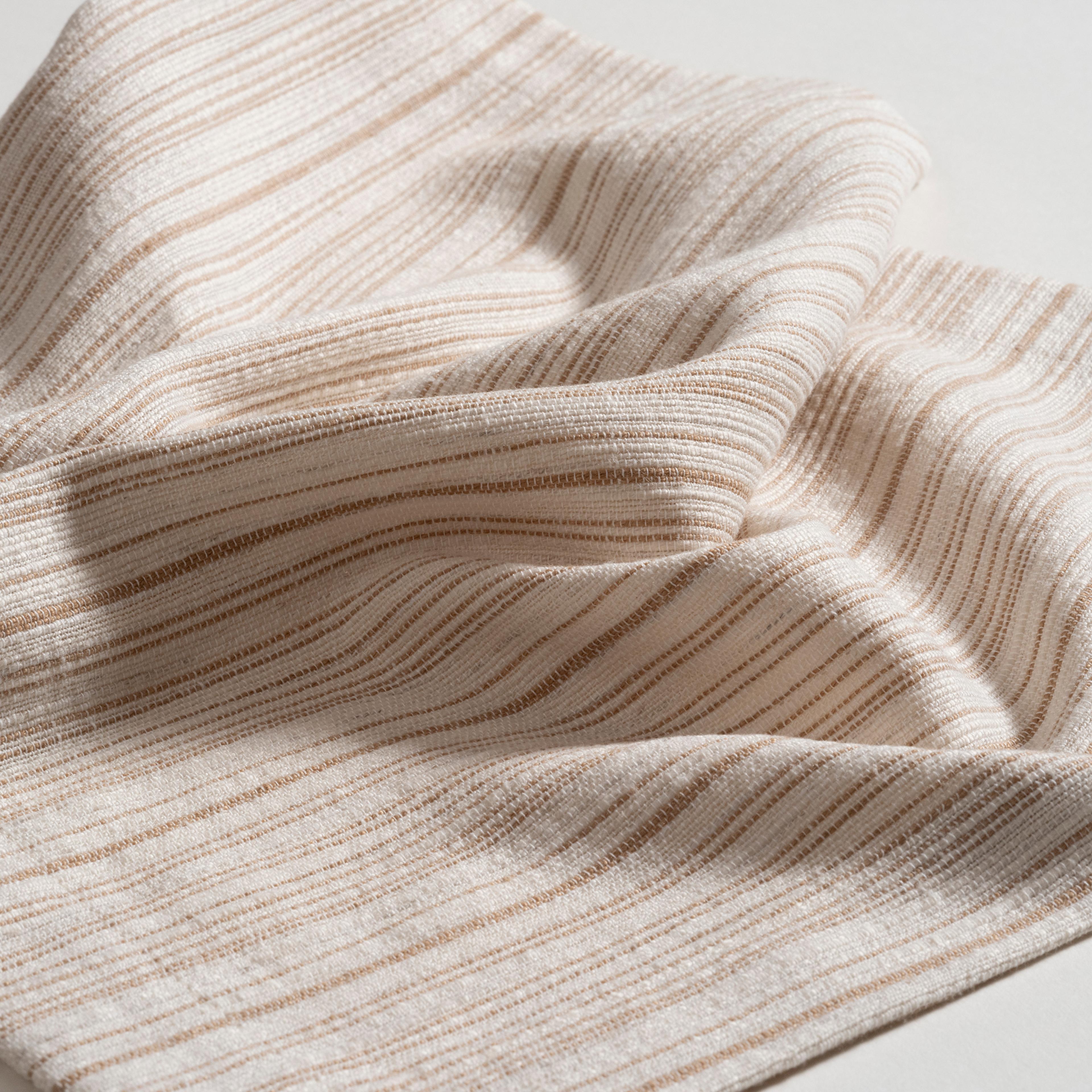 Nilüfer İplik Boyalı Polyester Keten Polyester Amerikan Servis 35x50 Cm Ekru - Bej