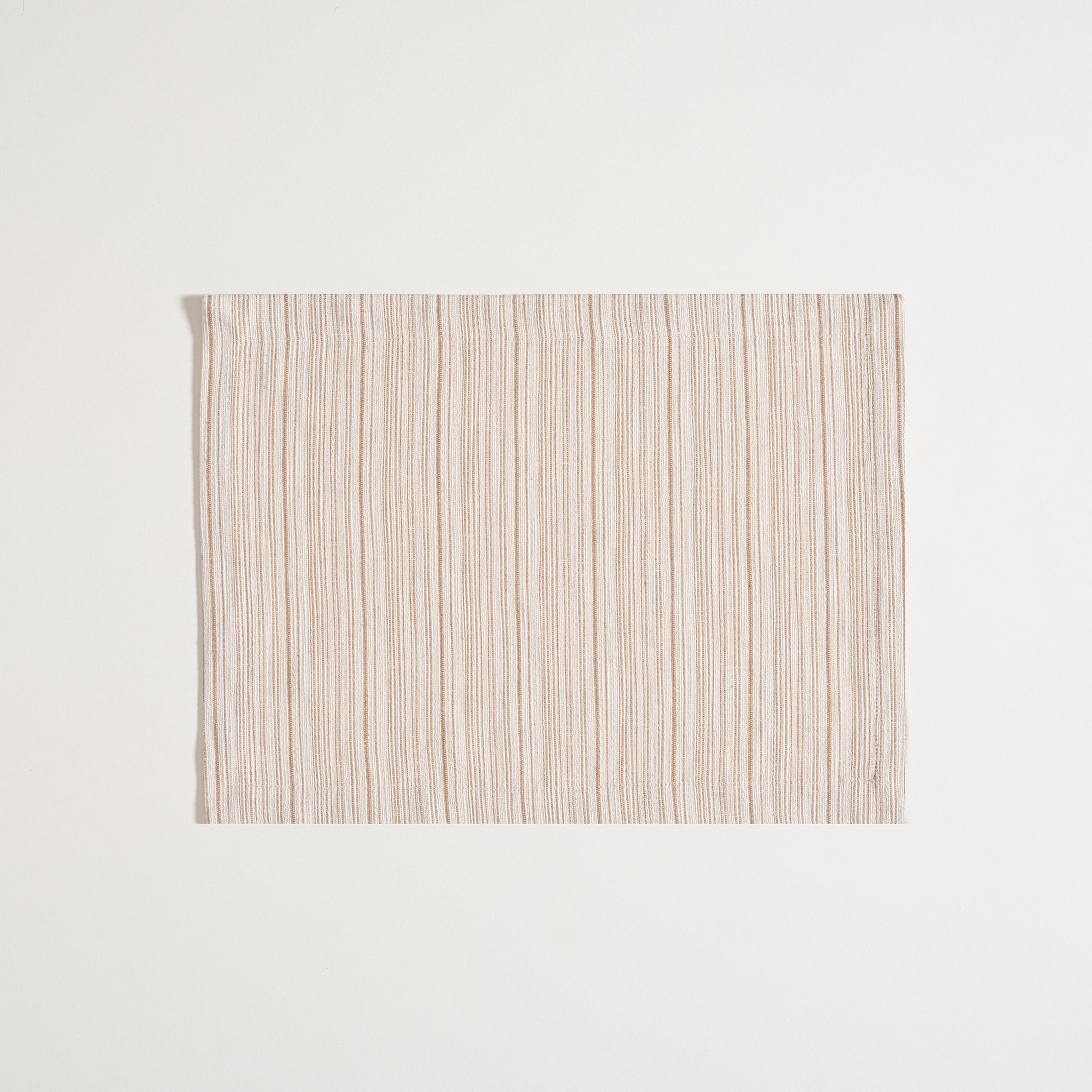 Nilüfer İplik Boyalı Polyester Keten Polyester Amerikan Servis 35x50 Cm Ekru - Bej