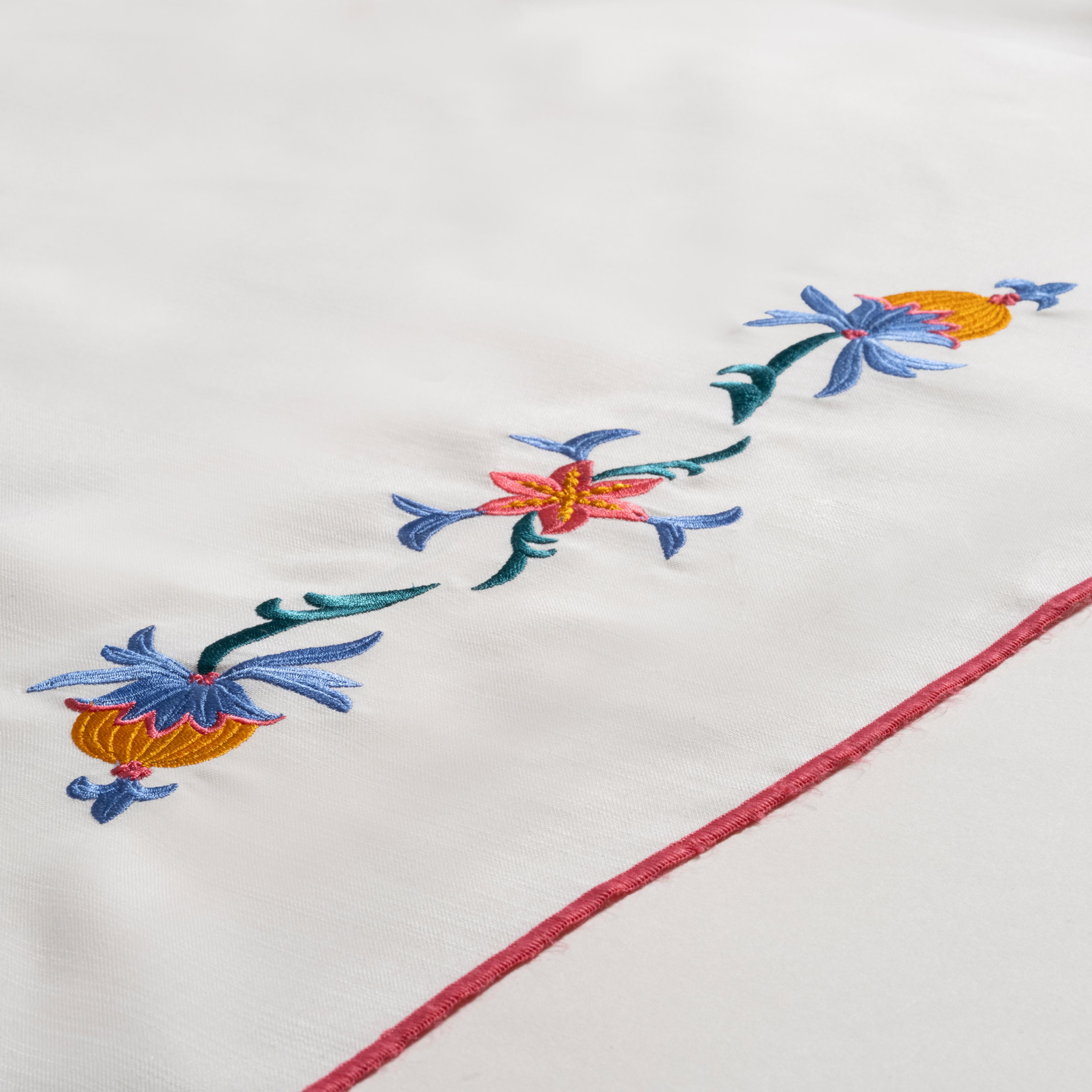 Prusa Nakışlı Polyester %100 Polyester Masa Örtüsü 160x260 Cm Ekru