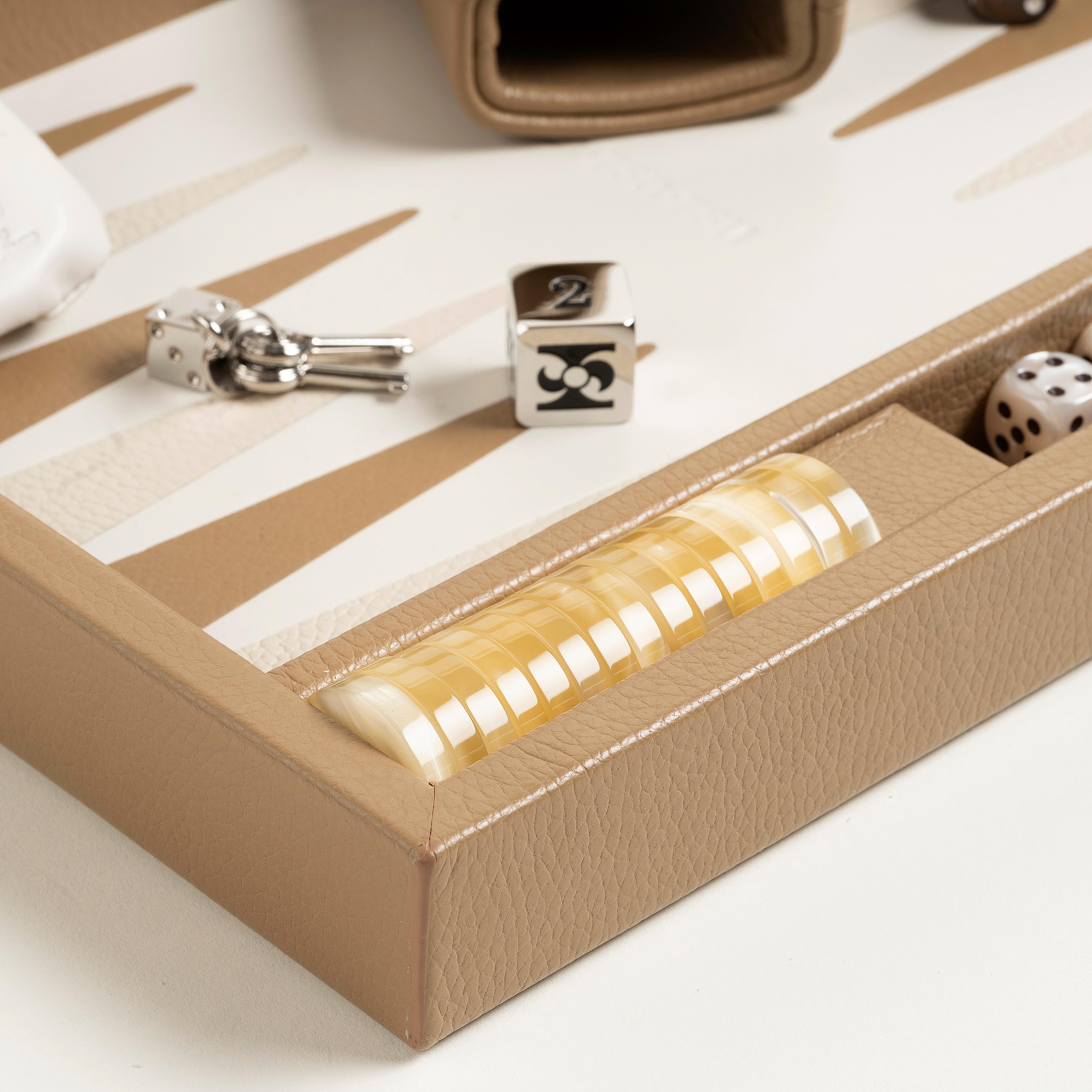 Hector Saxe Cognac Leather Tavla Hediyelik Eşya 50x37 Cm Bej