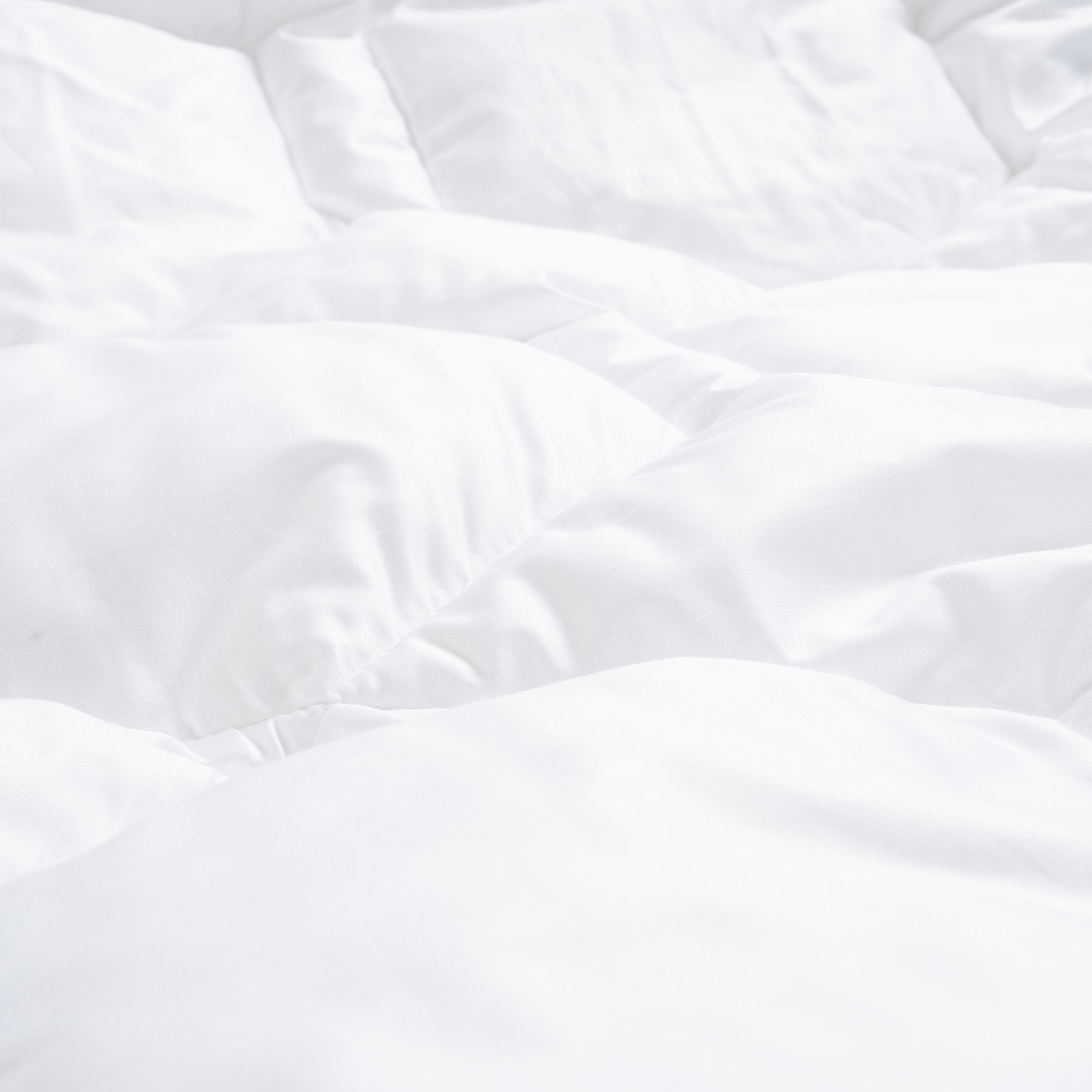 Riva Beyaz Kıng Sıze Pamuk Yorgan