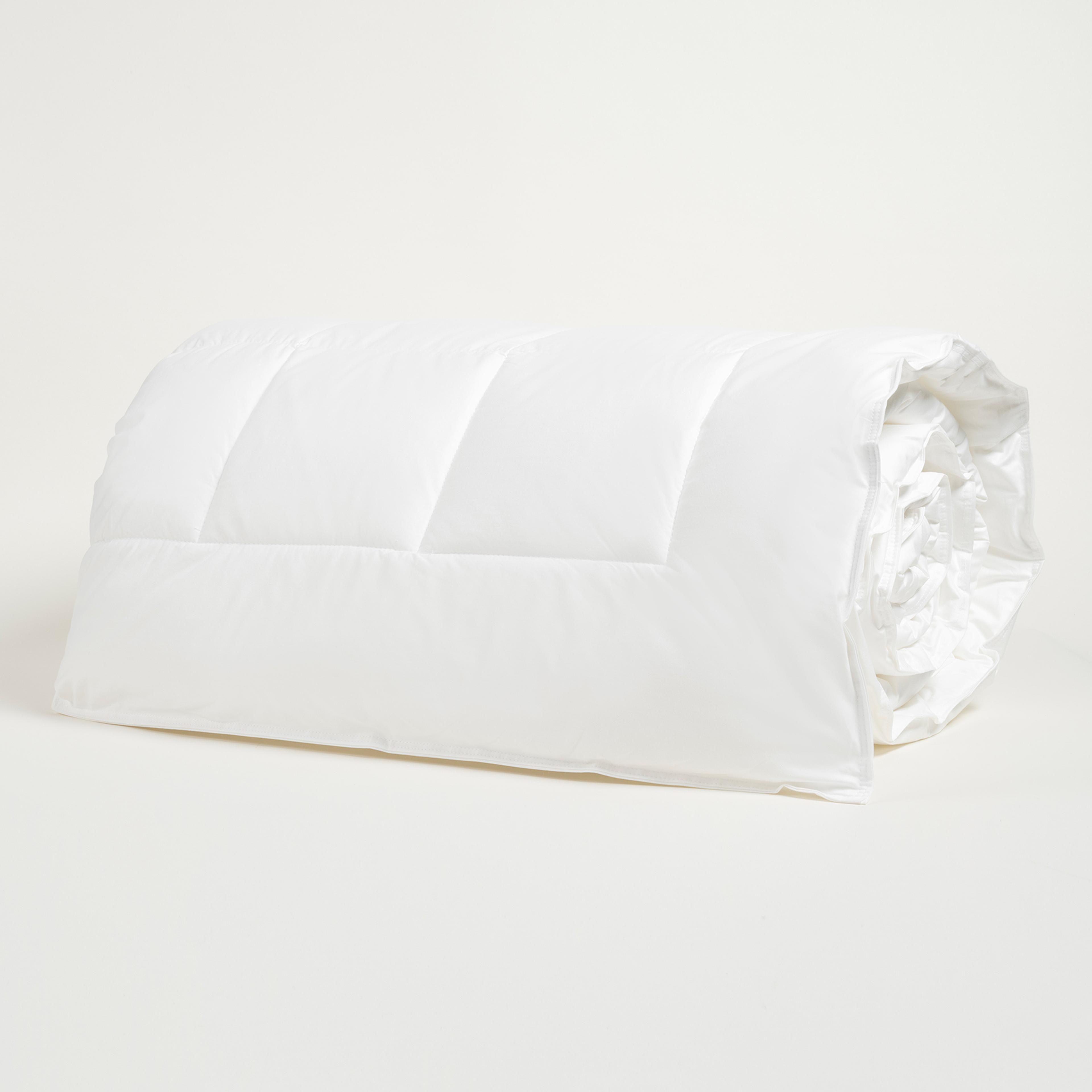 Riva Çift Kişilik Pamuk %100 Mikroelyaf Yorgan 195x215 Cm Ekru