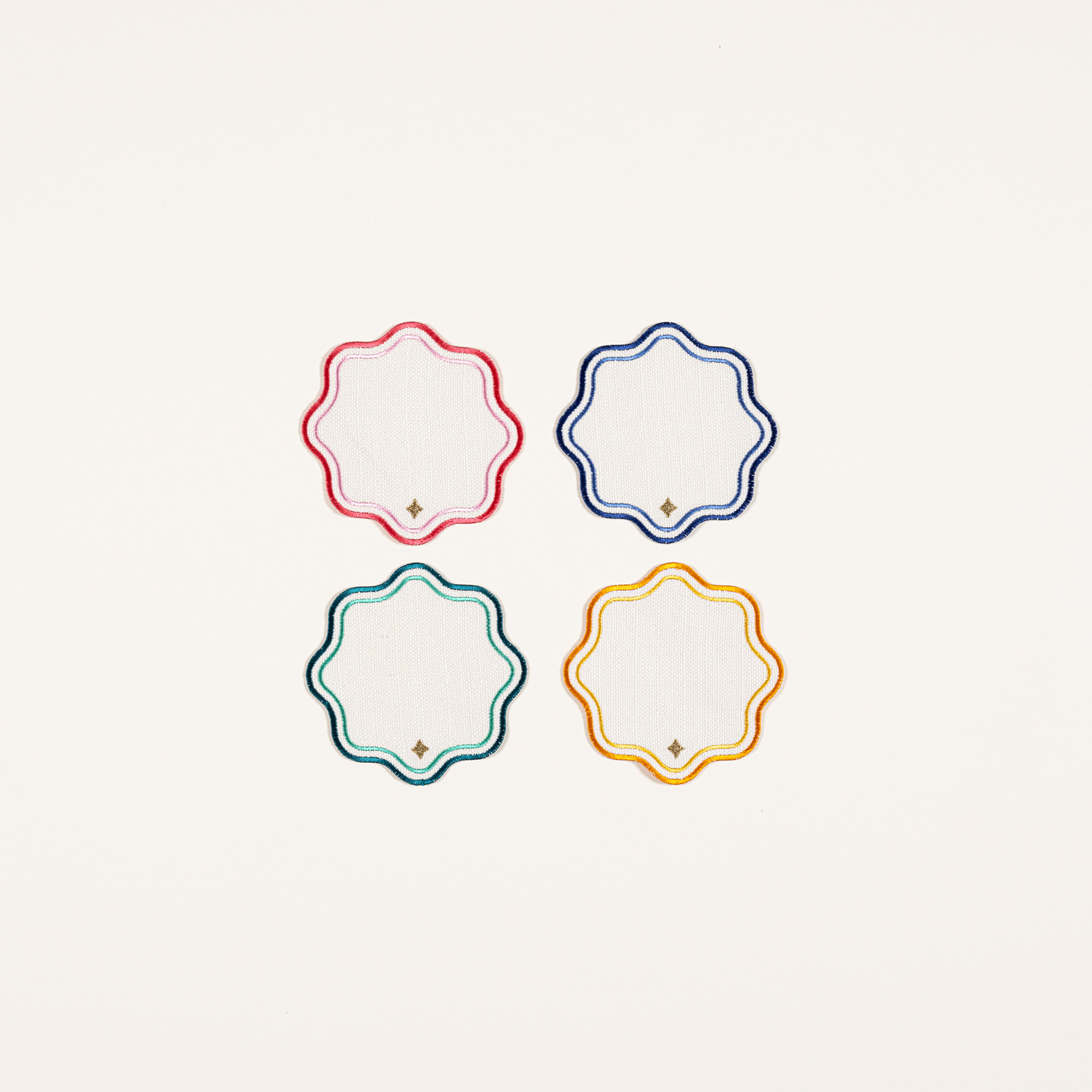 Prusa Nakışlı 4'lü Polyester %100 Polyester Bardak Altlığı 13x13 Cm Ekru