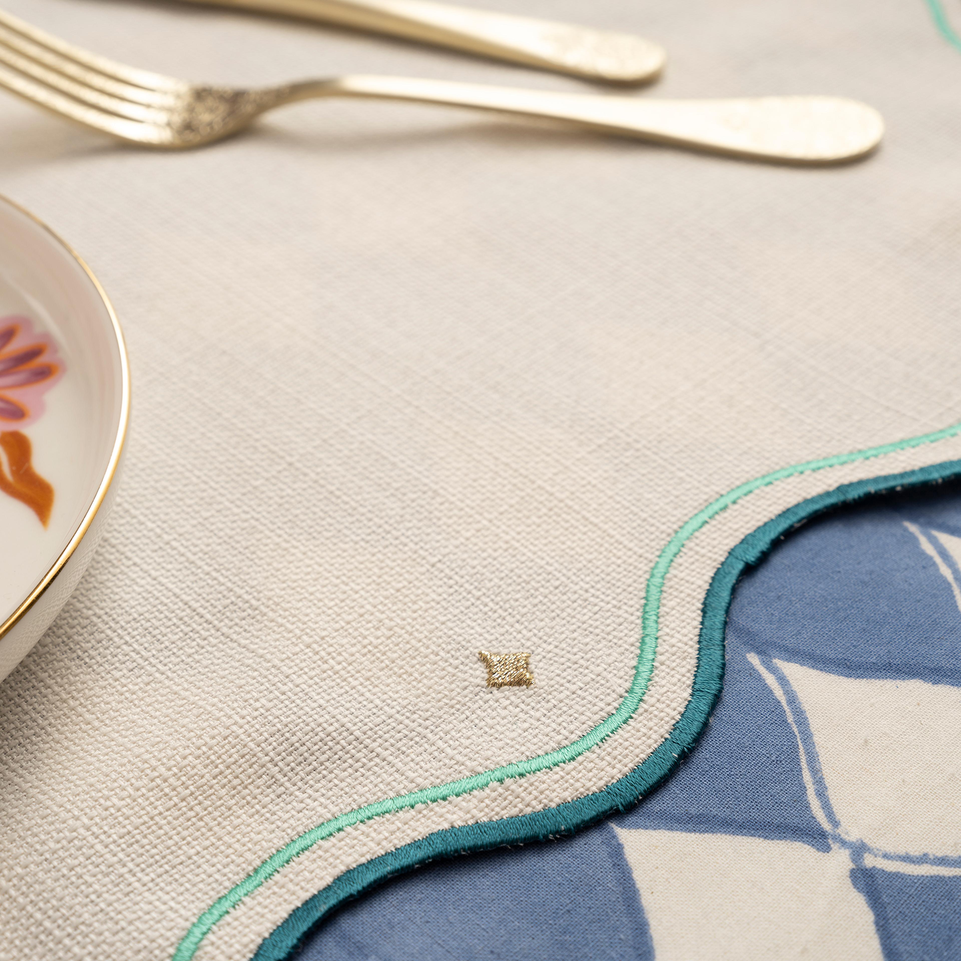 Prusa Nakışlı 2'li %100 Polyester Amerikan Servis 35x50 Cm Yeşil