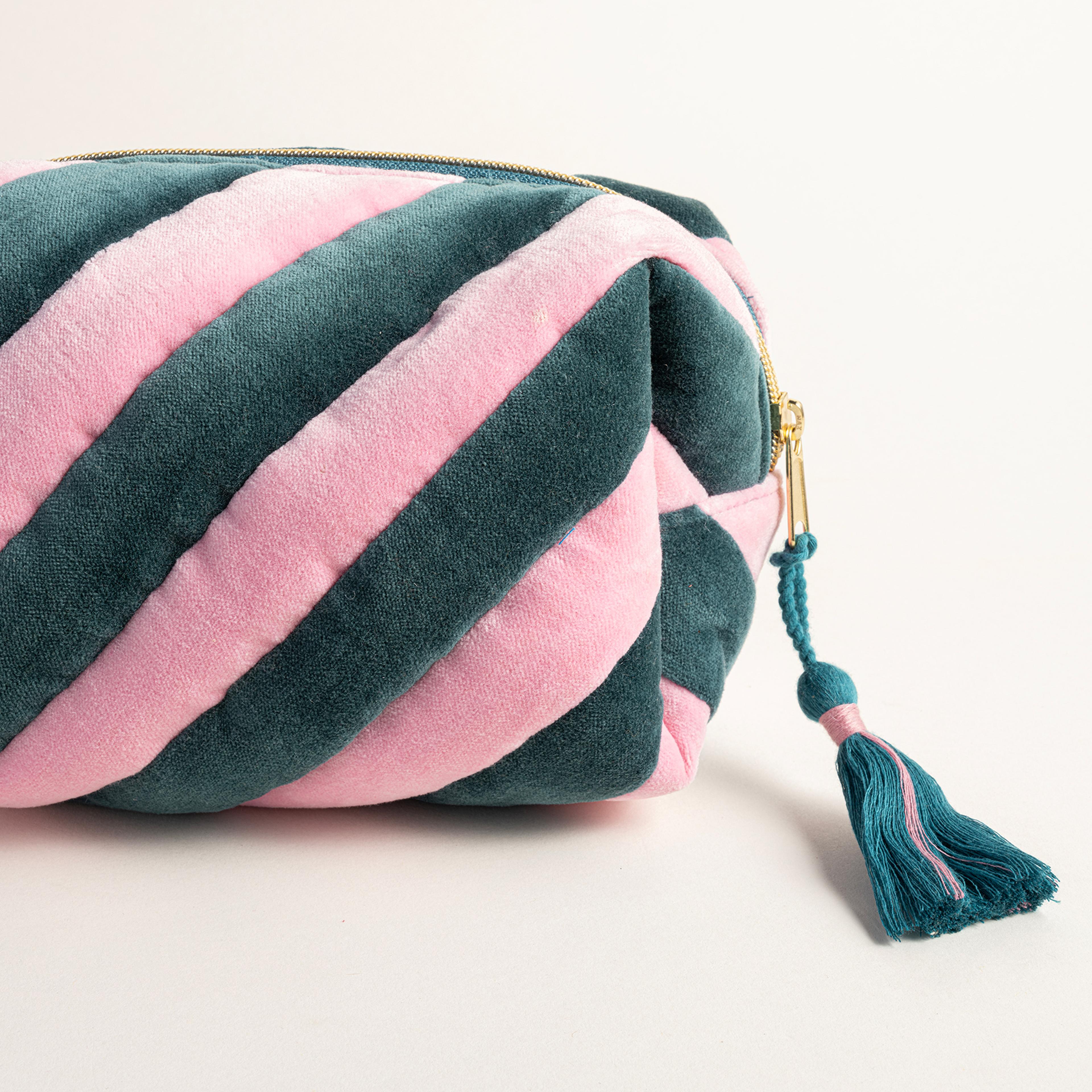 Delhı Kadife Küçük Boy %100 Pamuk Makyaj Çantası 19.5x12x9 Cm Pembe/Yeşil