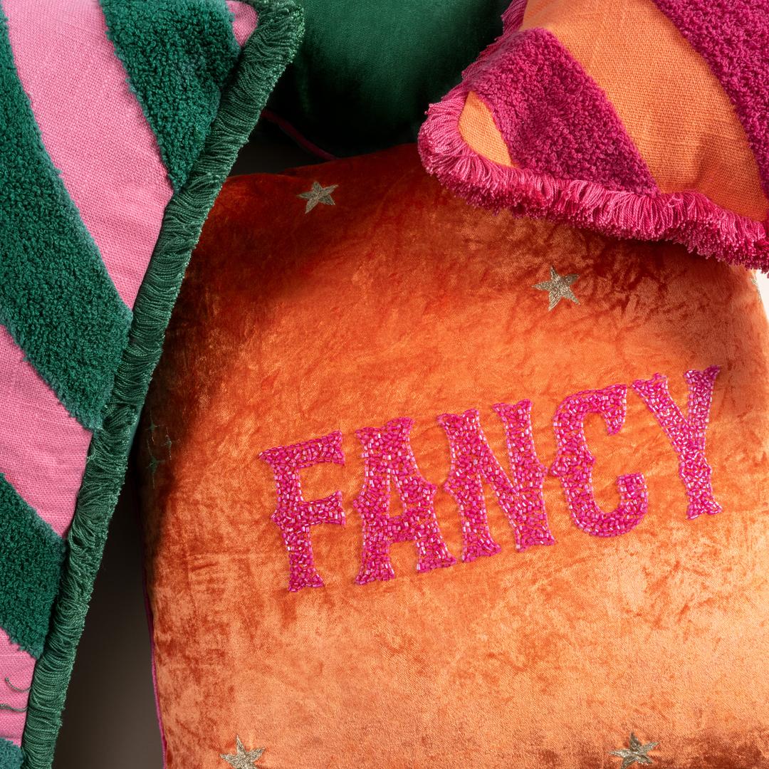 Ghunı Biyeli Nakışlı Pamuk Viskon Pamuk Kadife Dolgulu Kırlent 50x50 Cm Turuncu