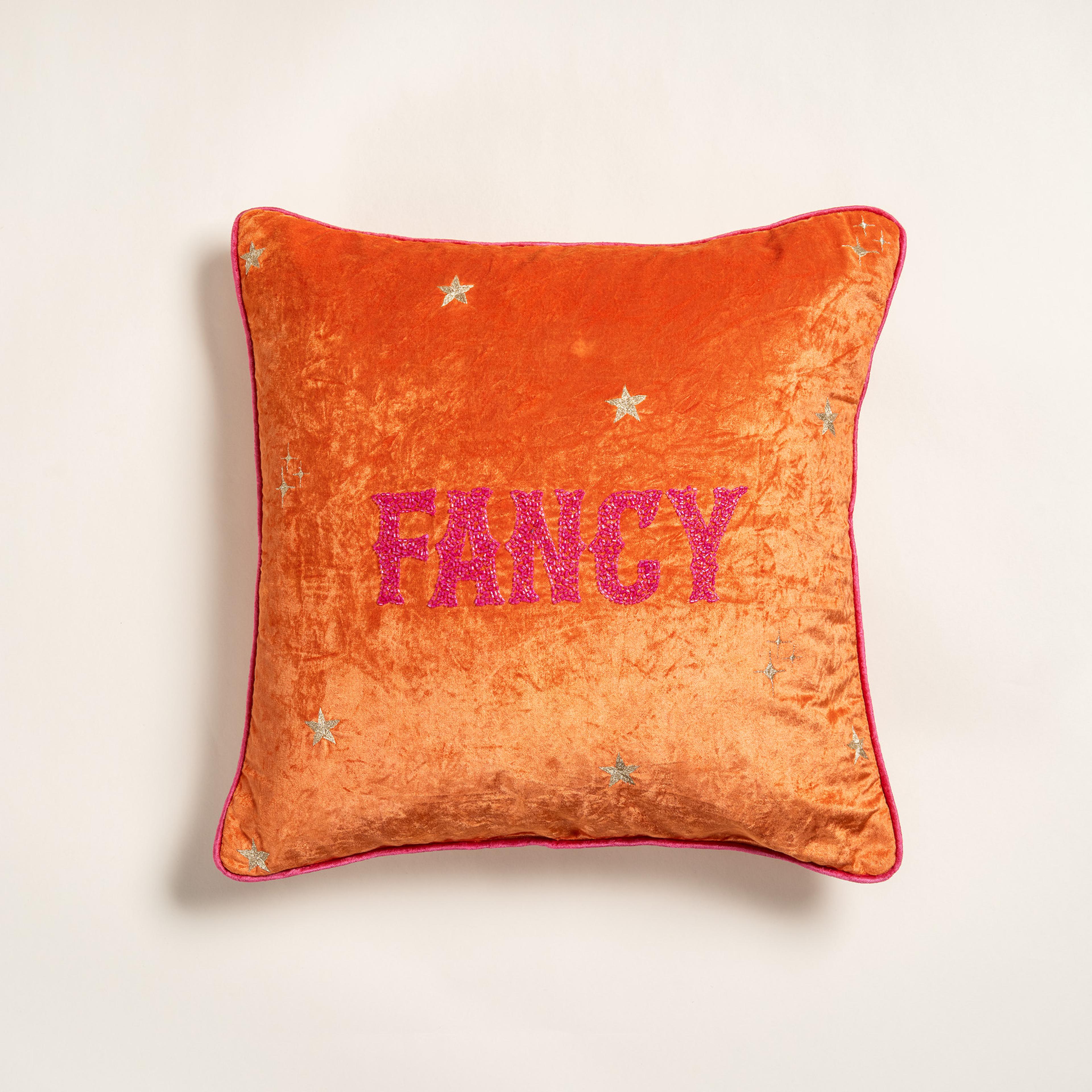 Ghunı Biyeli Nakışlı Pamuk Viskon Pamuk Kadife Dolgulu Kırlent 50x50 Cm Turuncu