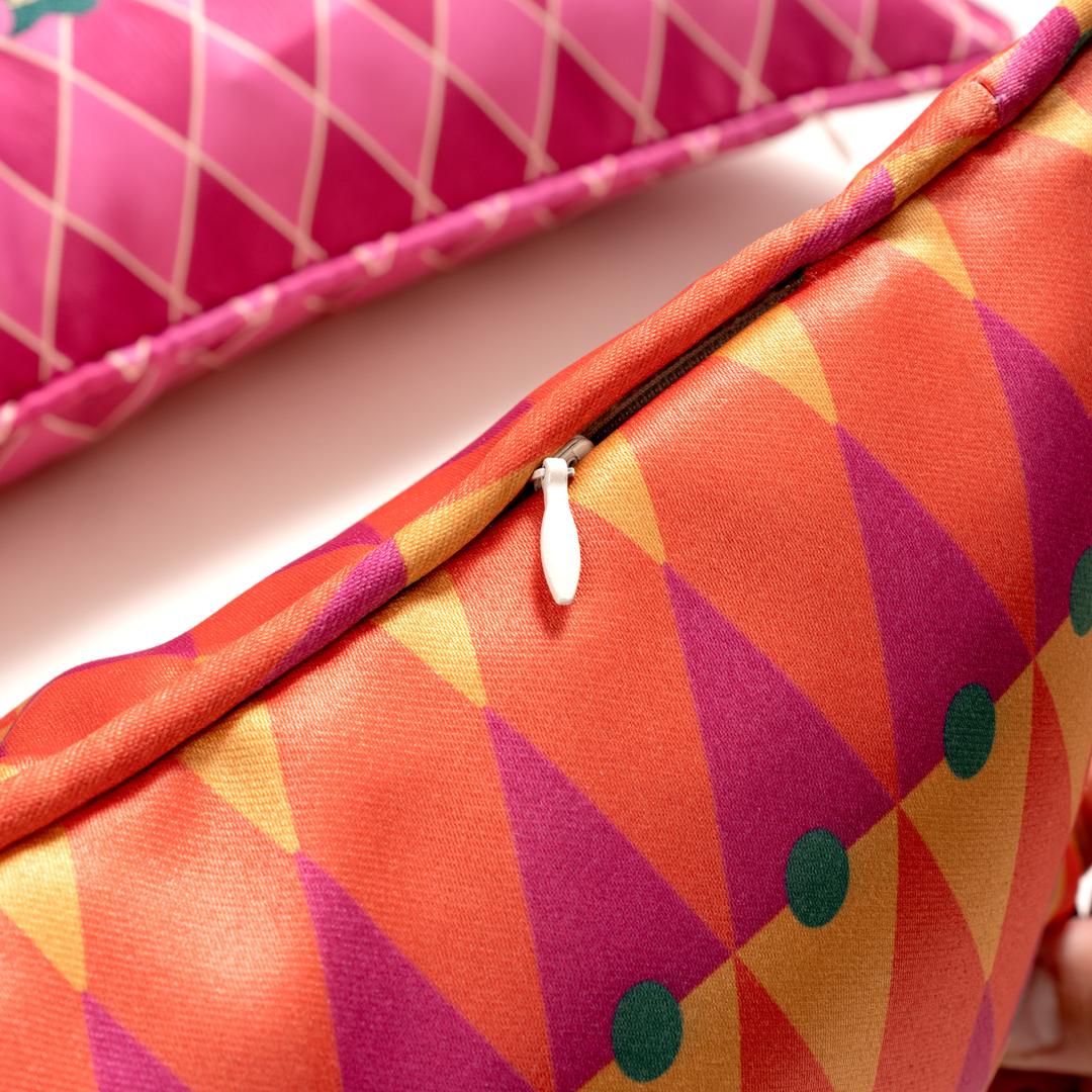 Prusa Nakışlı Baskılı Polyester %100 Polyester Dolgulu Kırlent 20x50 Cm Renkli