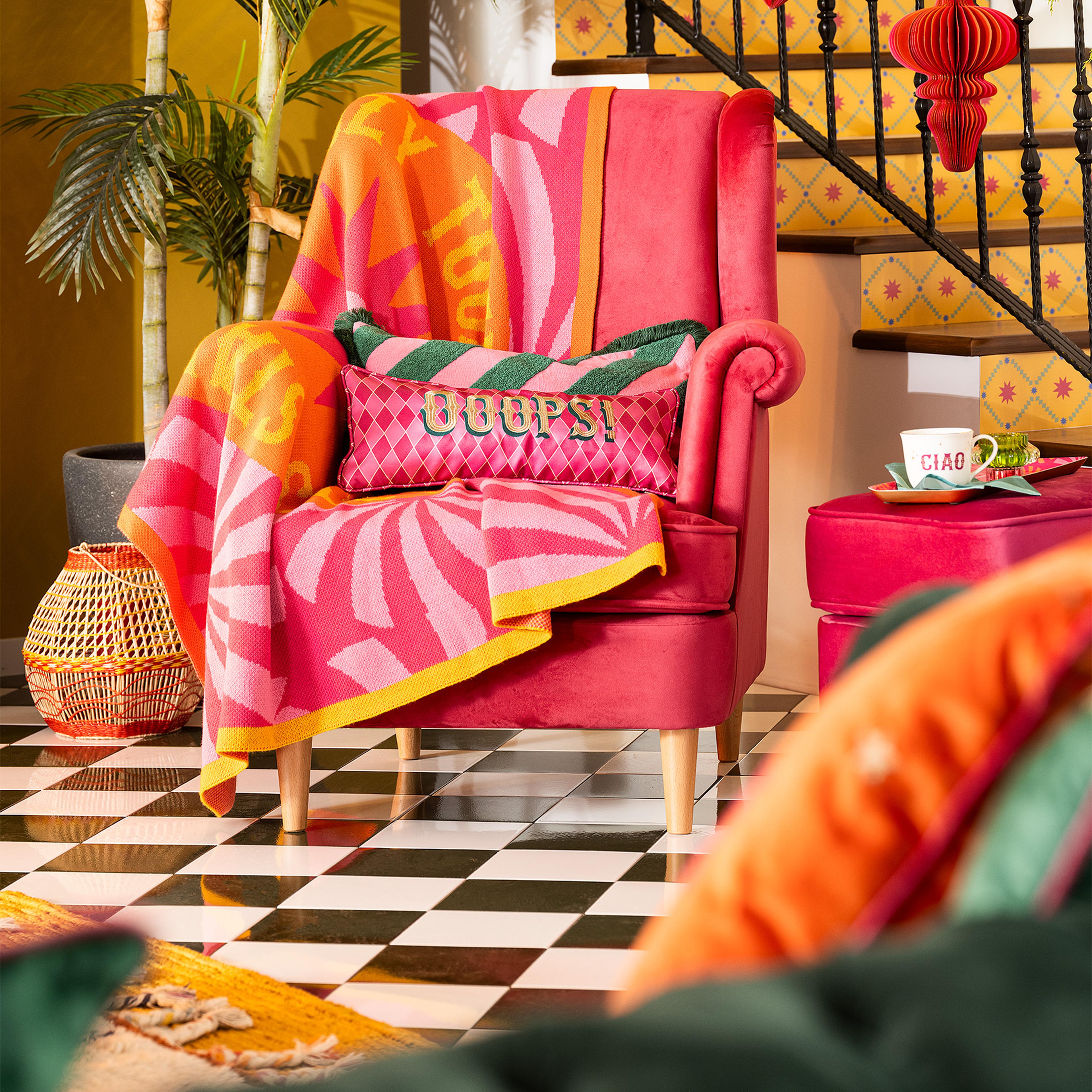 Prusa Dijital Baskılı Nakışlı Polyester %100 Polyester Dolgulu Kırlent 20x50 Cm Fuşya