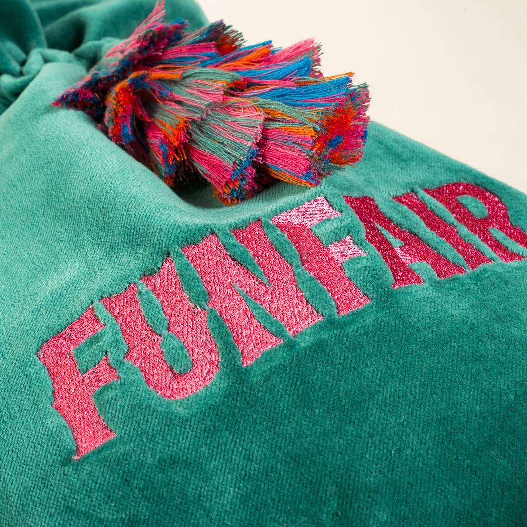 Delhı Püsküllü Nakışlı Orta Boy Pamuk Pamuk Dekoratif Kese 40x25 Cm Yeşil