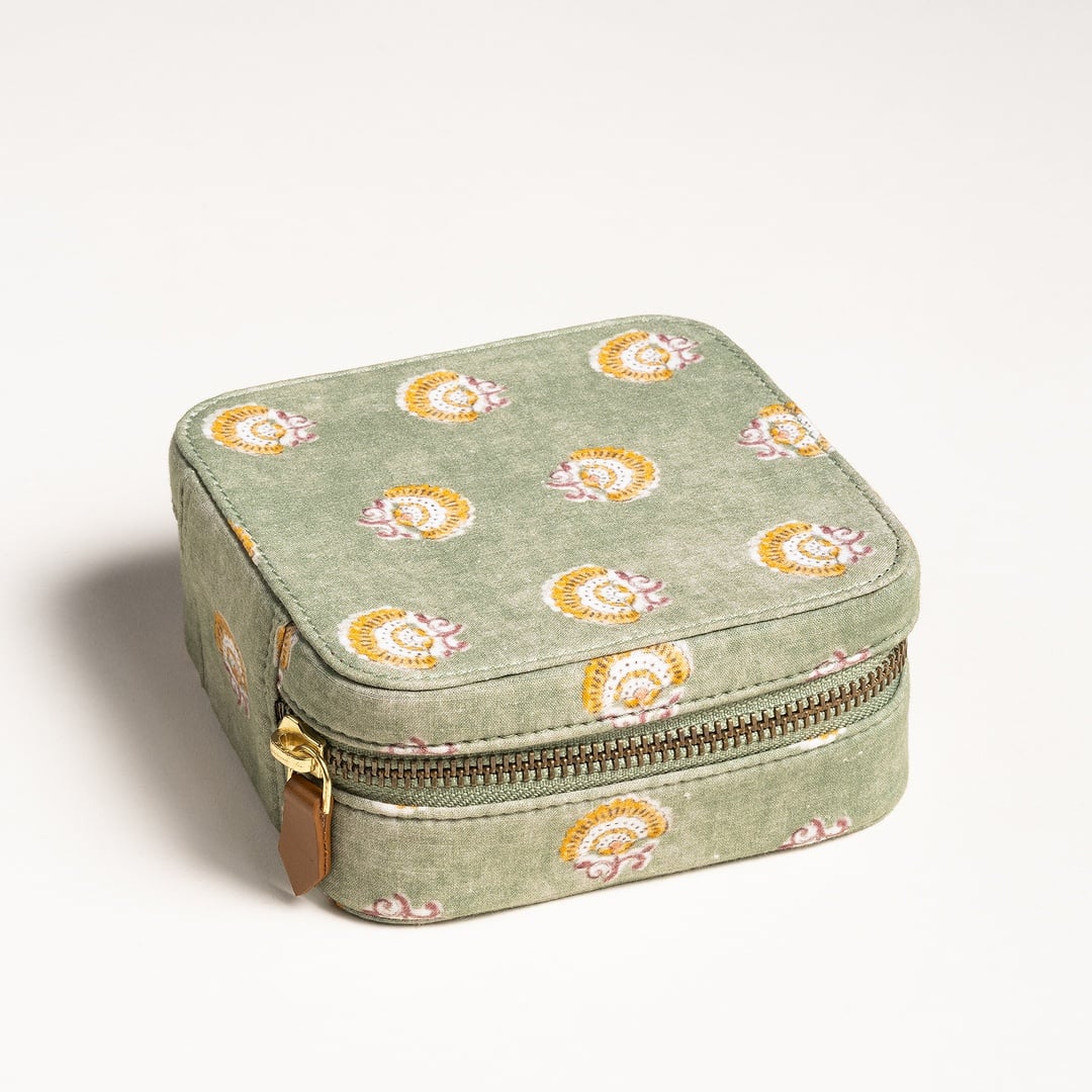 Noıda Baskılı Pamuk Dekoratif Kutu 12.10x12.10 Cm Orman Yeşilı