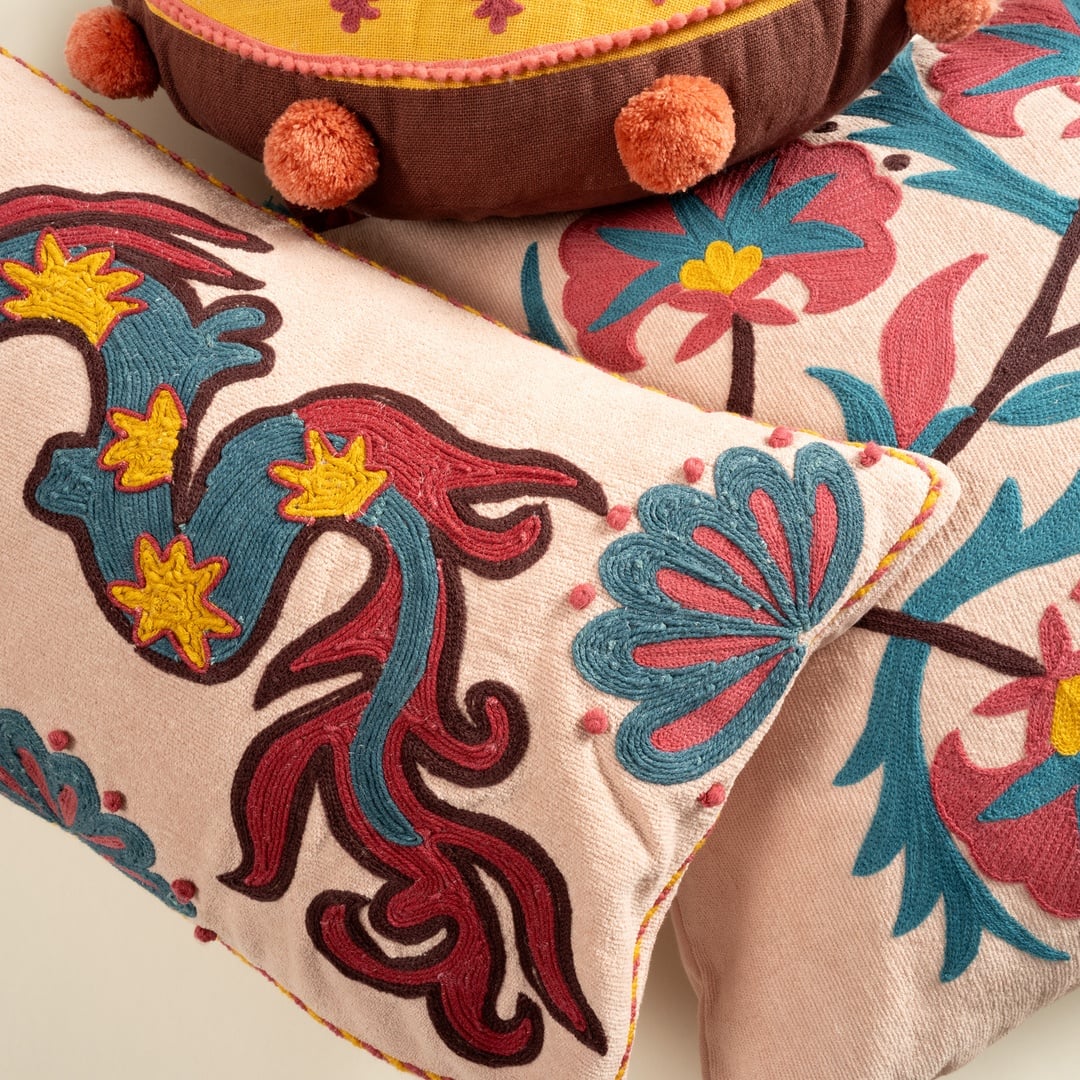 Ghunı Püsküllü Nakışlı Pamuk Pamuk Dolgulu Kırlent 50x50 Cm Açık Pembe