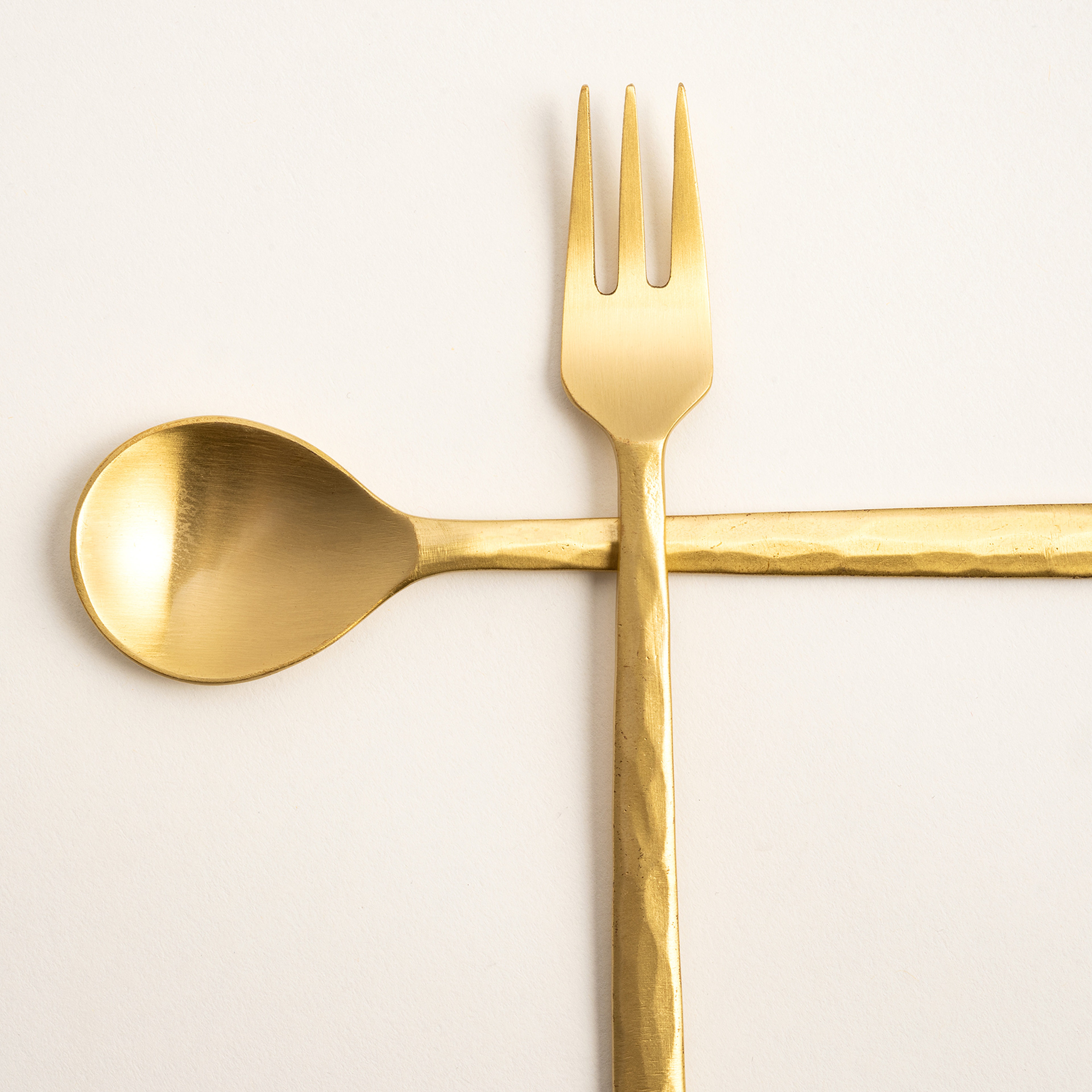 Lotus Pirinç Dekoratif Obje 16x17 Cm Mat Altın