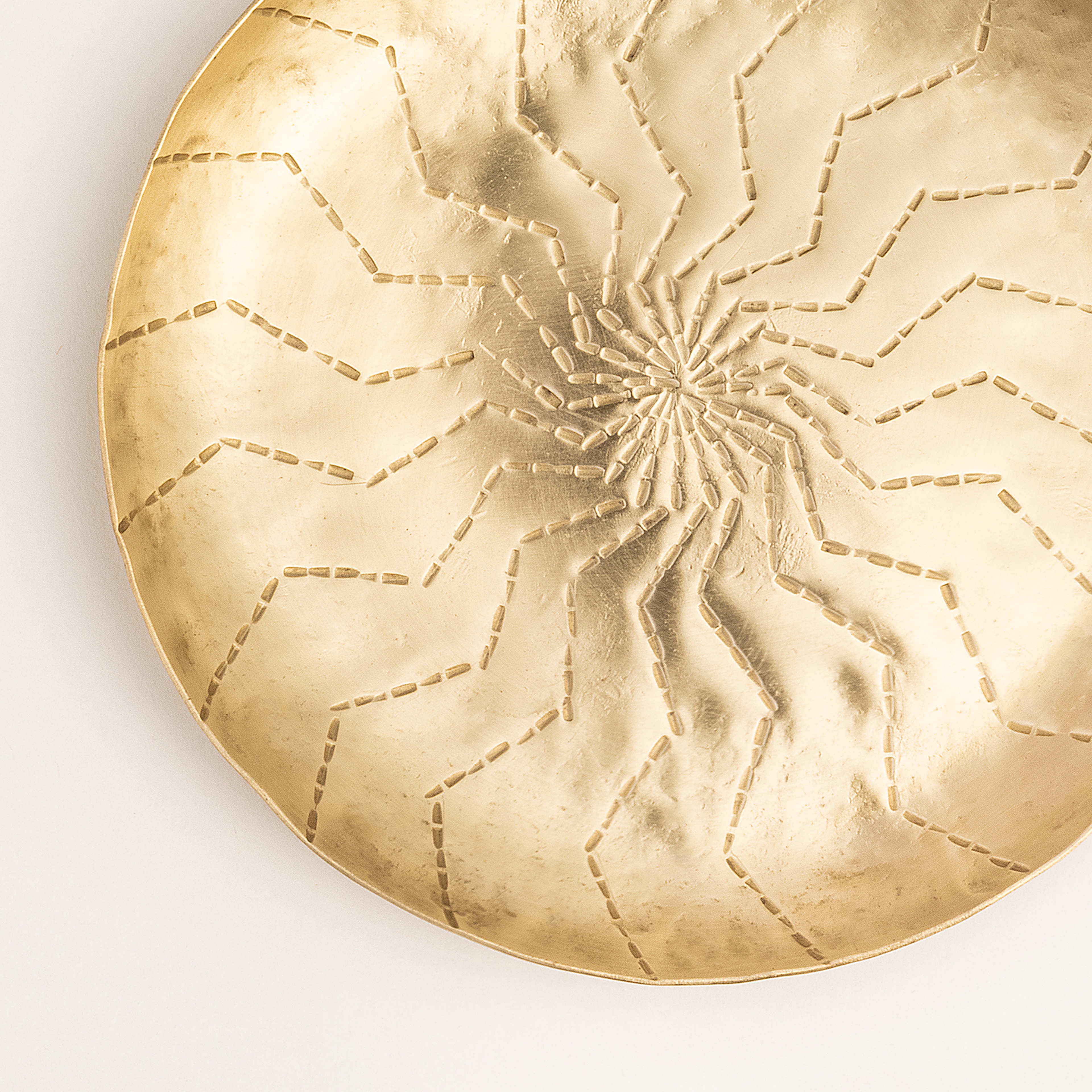 Lotus Pirinç Dekoratif Obje 12 Cm Mat Altın