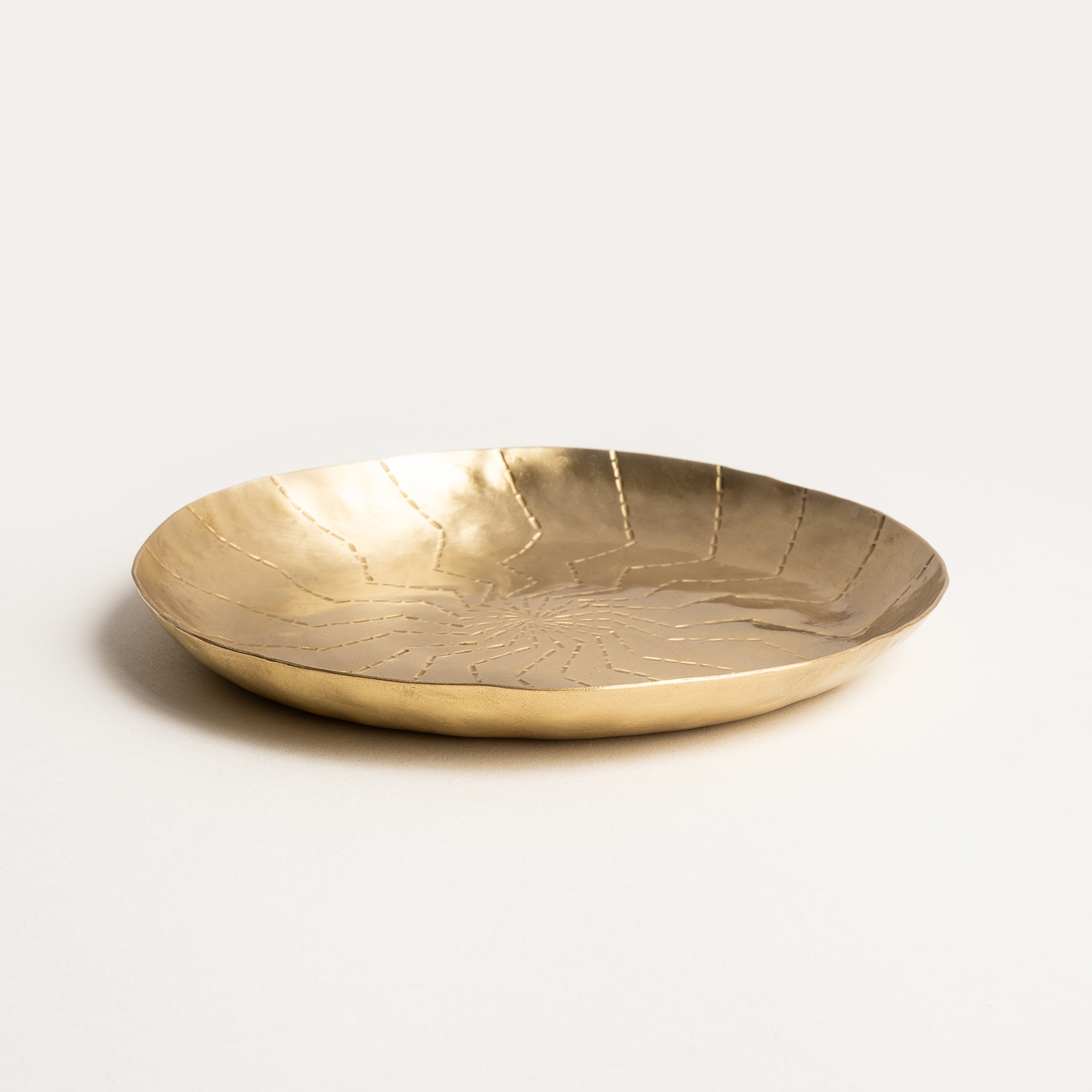 Lotus Pirinç Dekoratif Obje 12 Cm Mat Altın