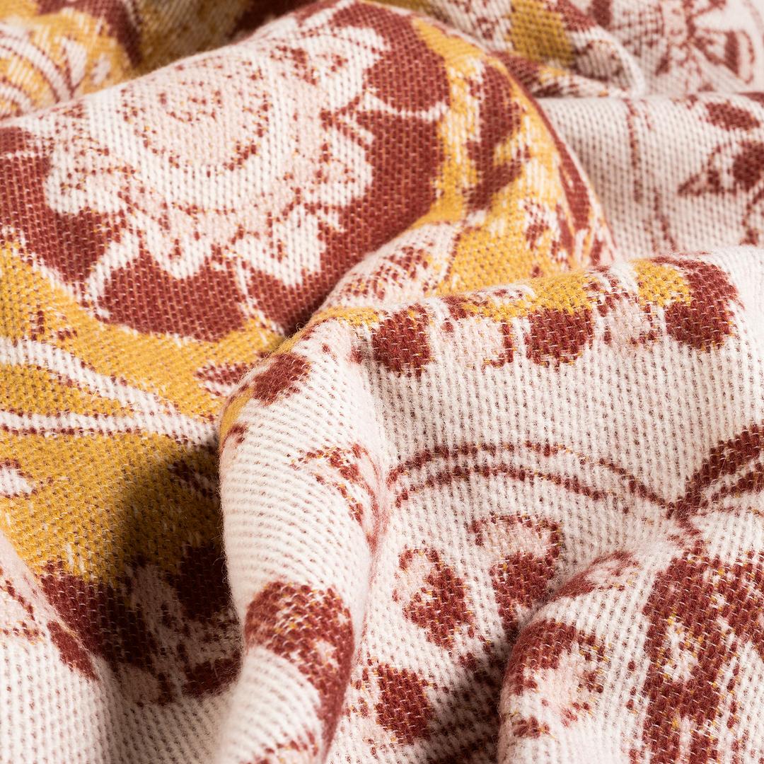 Nilüfer Saçaklı Akrilik Akrilik Koltuk Şalı 140x180 Cm Renkli