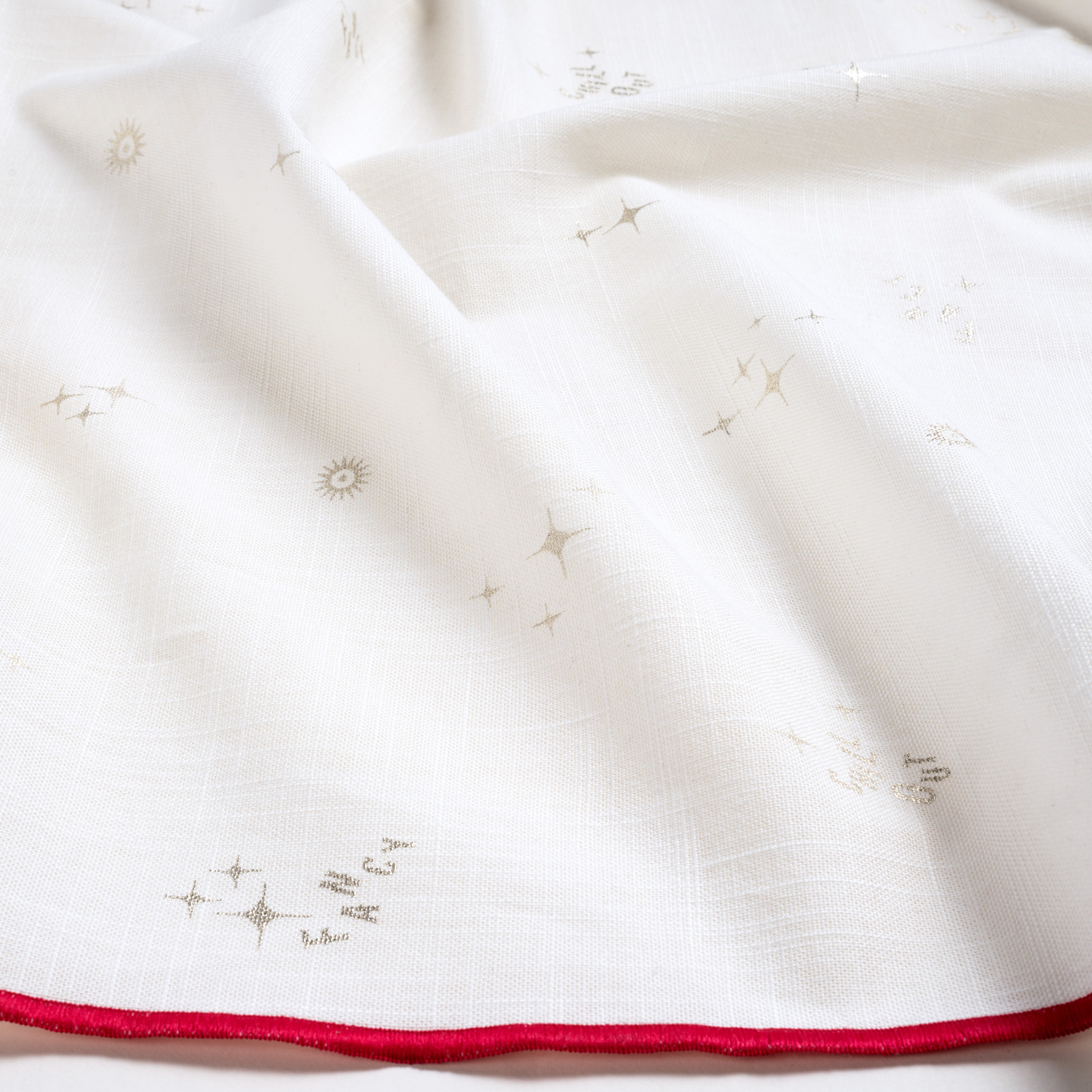 Nilüfer Overloklu Varak Baskılı Pamuk %100 Pamuk Runner 50x180 Cm Ekru