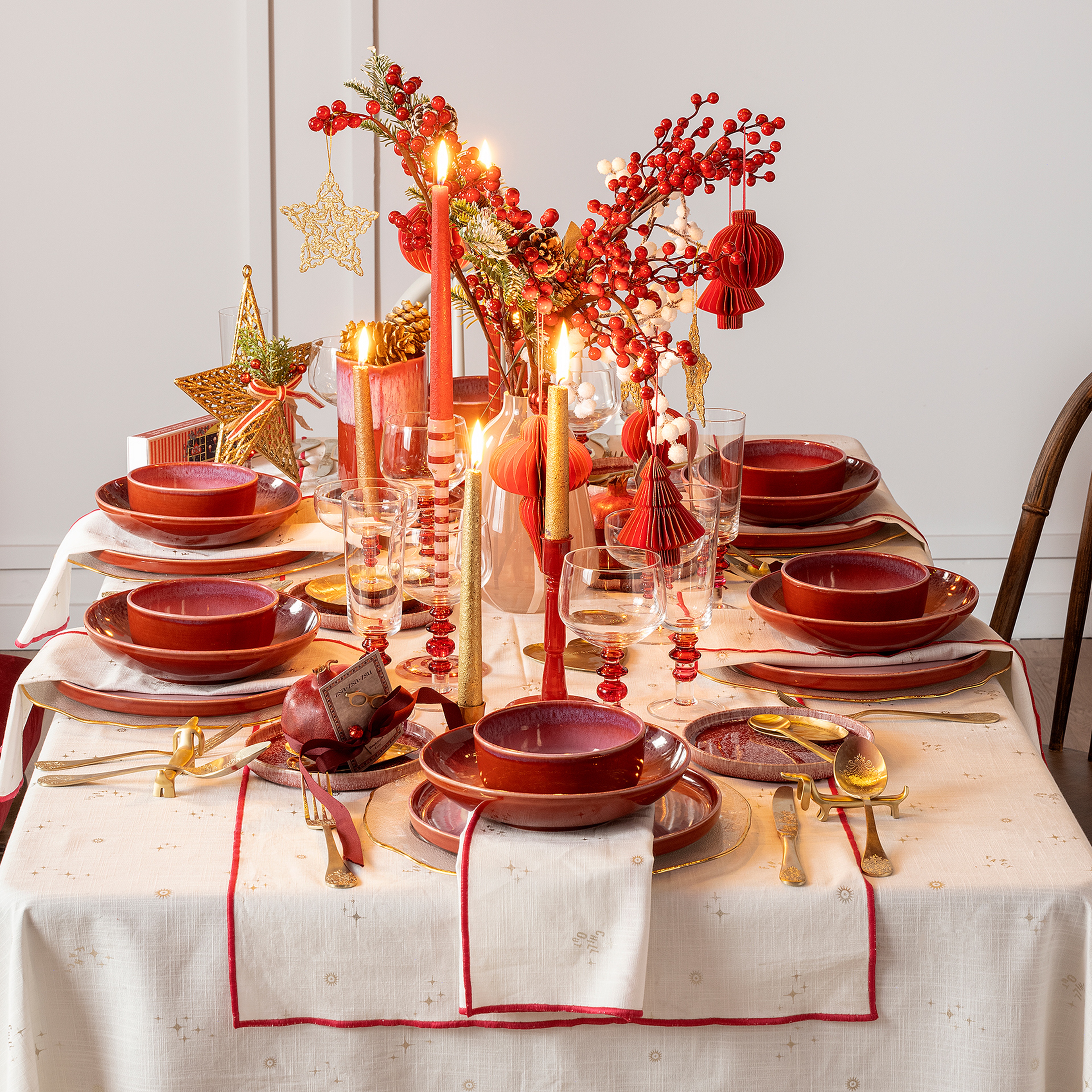 Nilüfer Overloklu Varak Baskılı Pamuk %100 Pamuk Runner 50x180 Cm Ekru