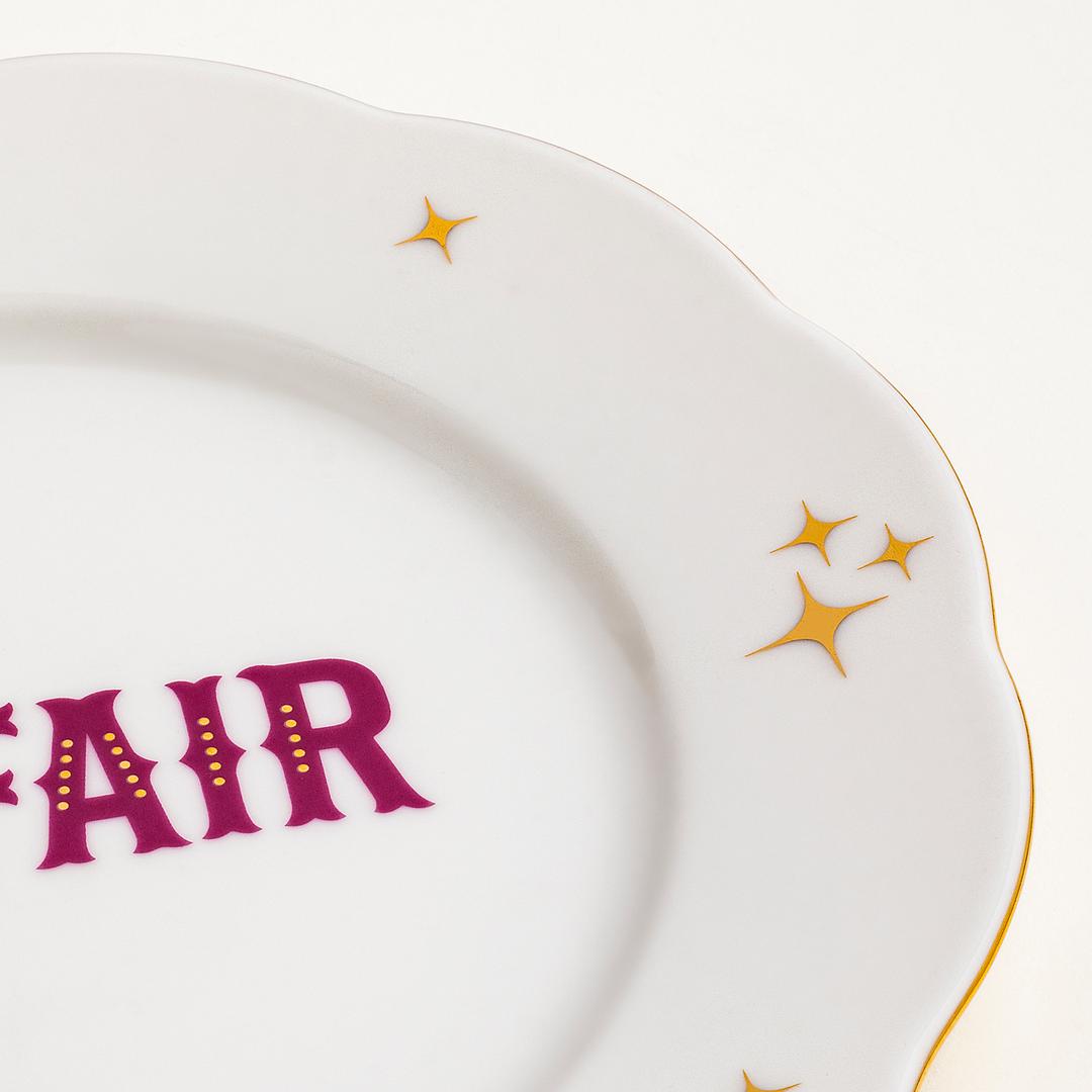 Emet Porselen Yemek Tabağı 27x27x3 Cm Fuşya