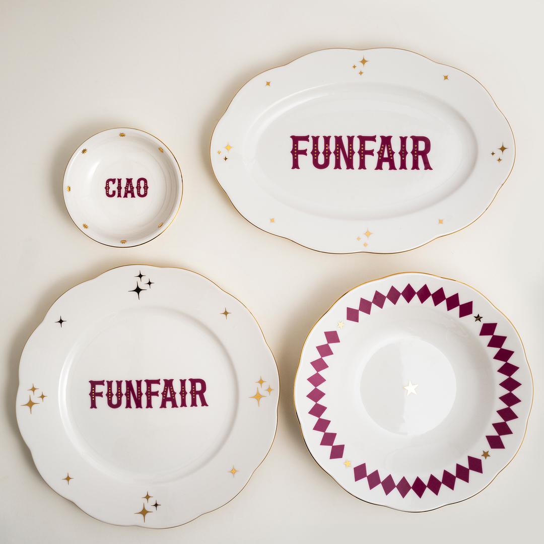 Emet Porselen Oval Tabak 20.5x30x2.6 Cm Fuşya