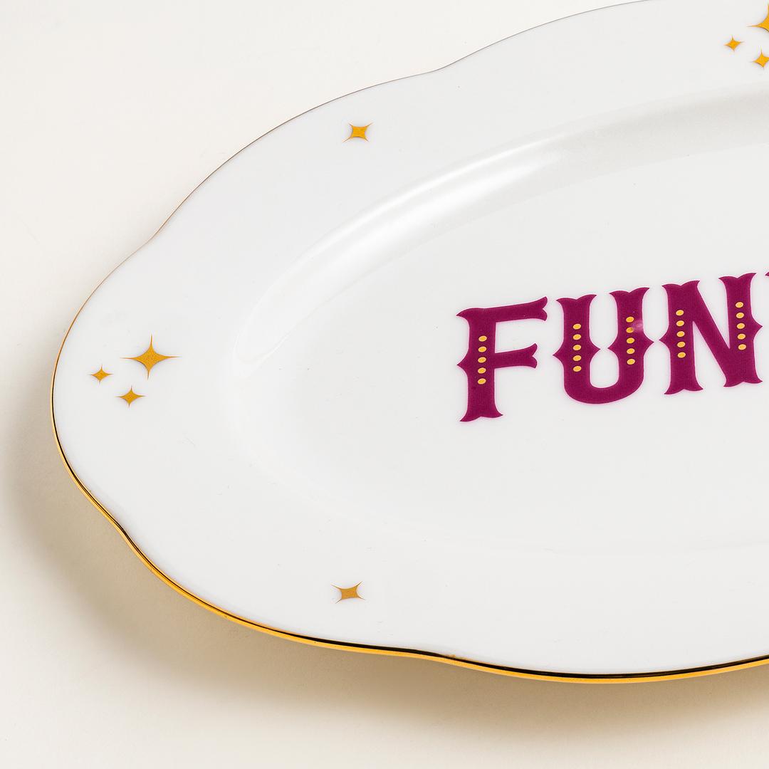 Emet Porselen Oval Tabak 20.5x30x2.6 Cm Fuşya