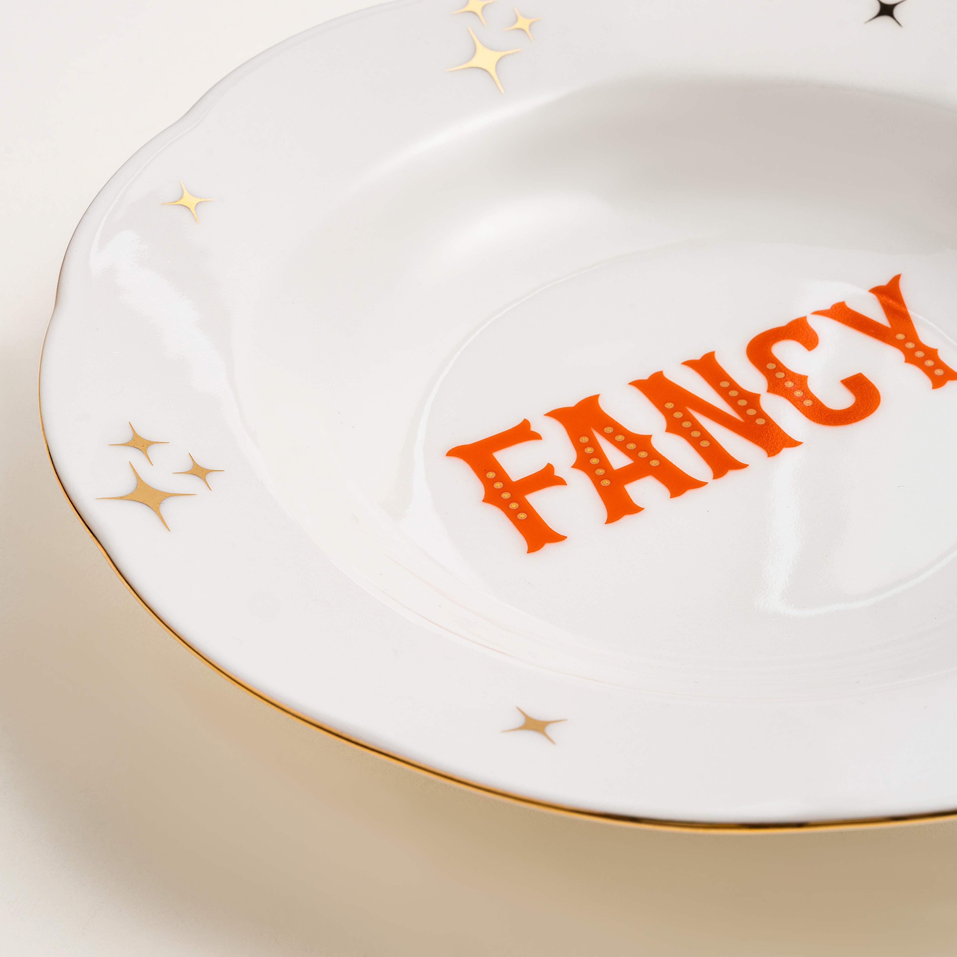 Emet Porselen Çukur Tabak 23x23x4.5 Cm Turuncu