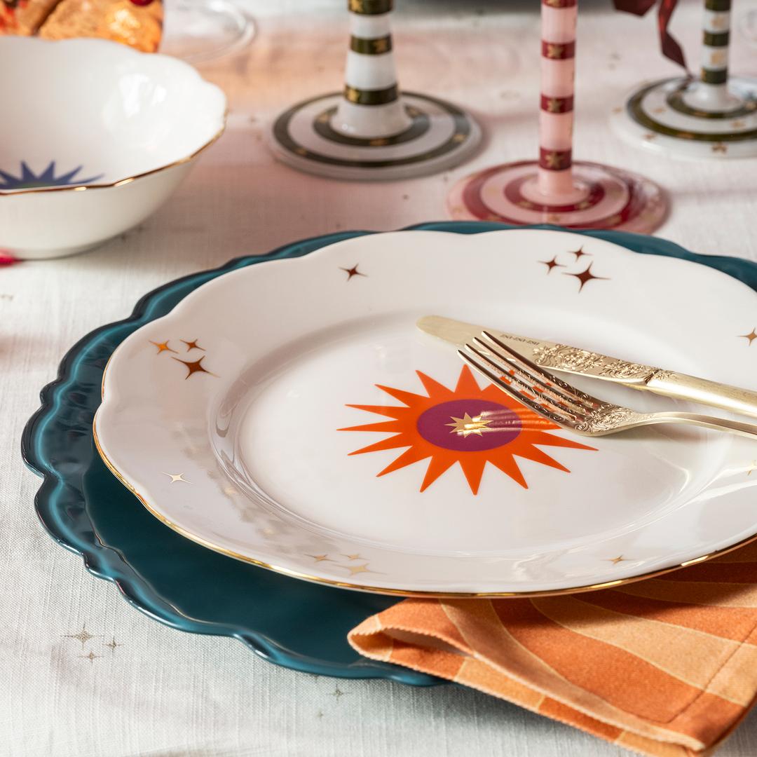 Emet Porselen Yemek Tabağı 27x27x3 Cm Turuncu