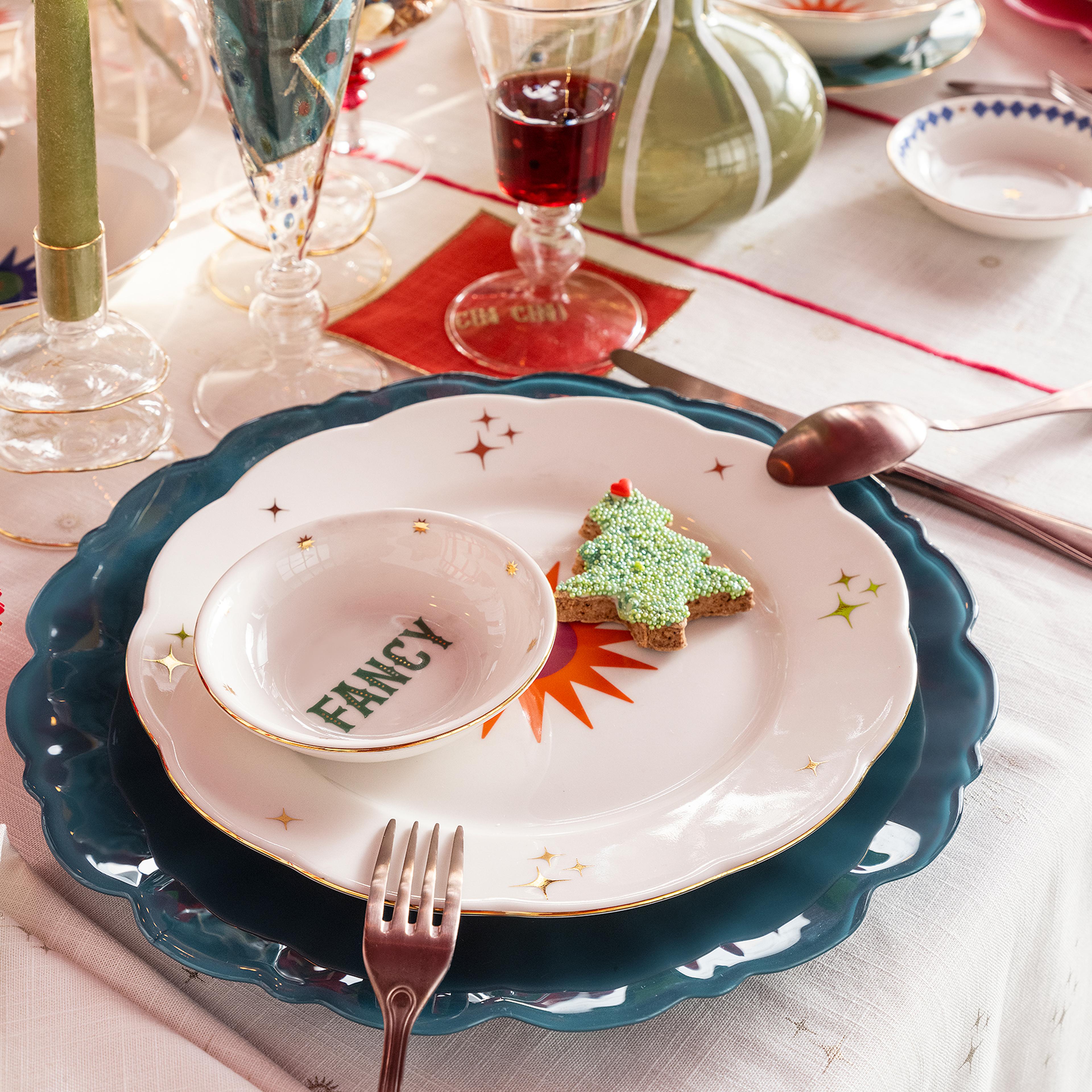 Emet Porselen Yemek Tabağı 27x27x3 Cm Turuncu