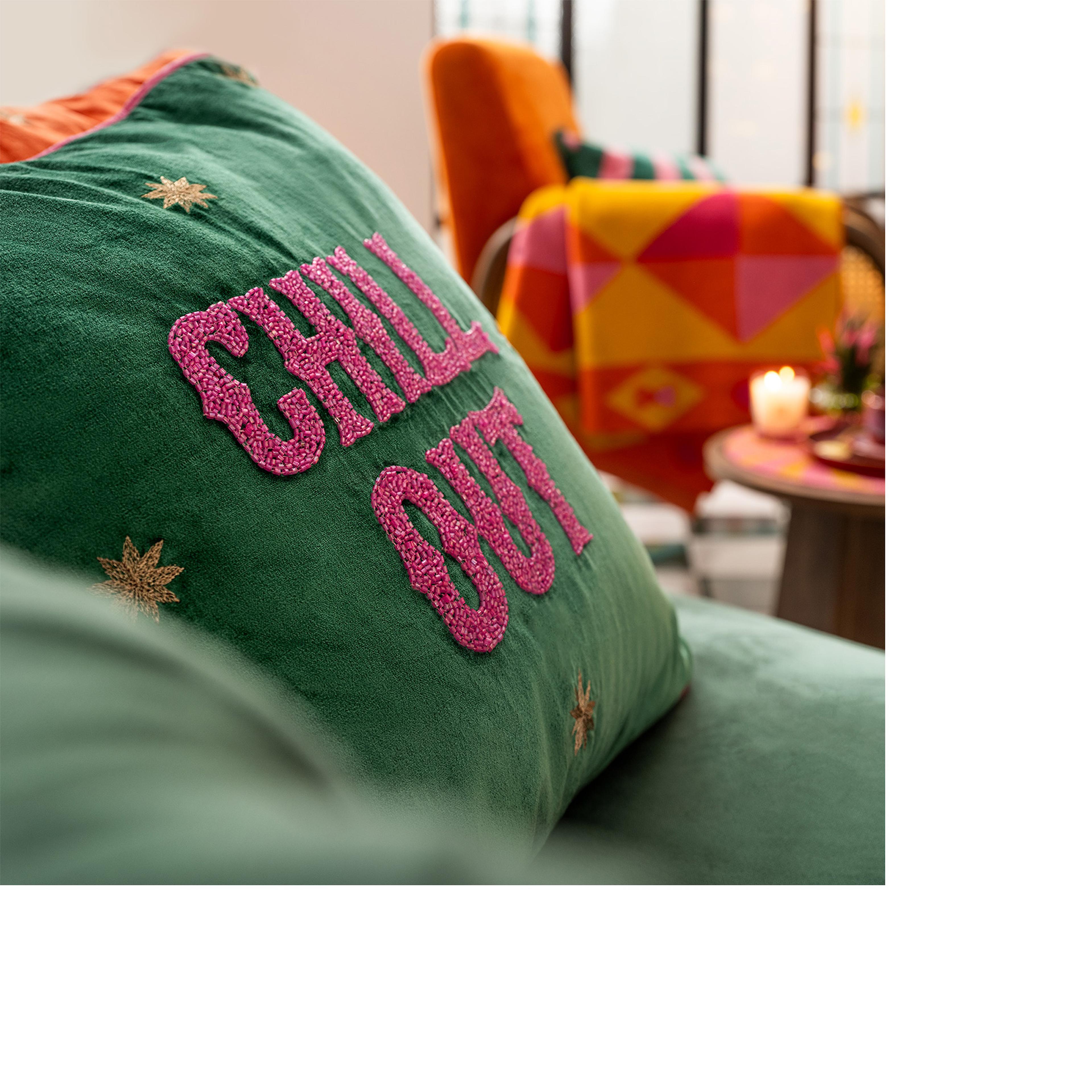 Ghunı Biyeli Nakışlı Pamuk Viskon Pamuk Kadife Kırlent 50x50 Cm Yeşil