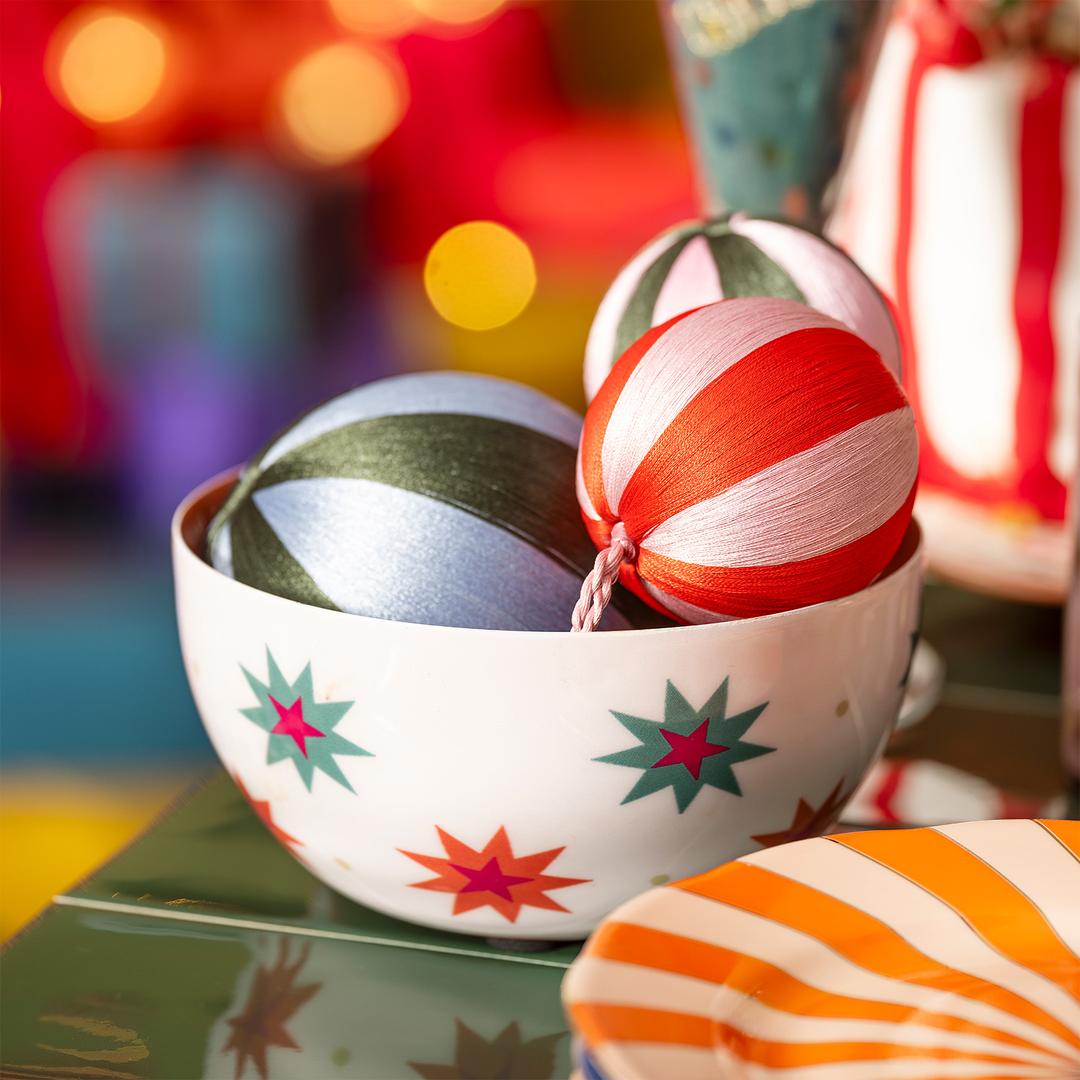 Nanpur Metal Kase 15x15x5 Cm Beyaz - Yeşil