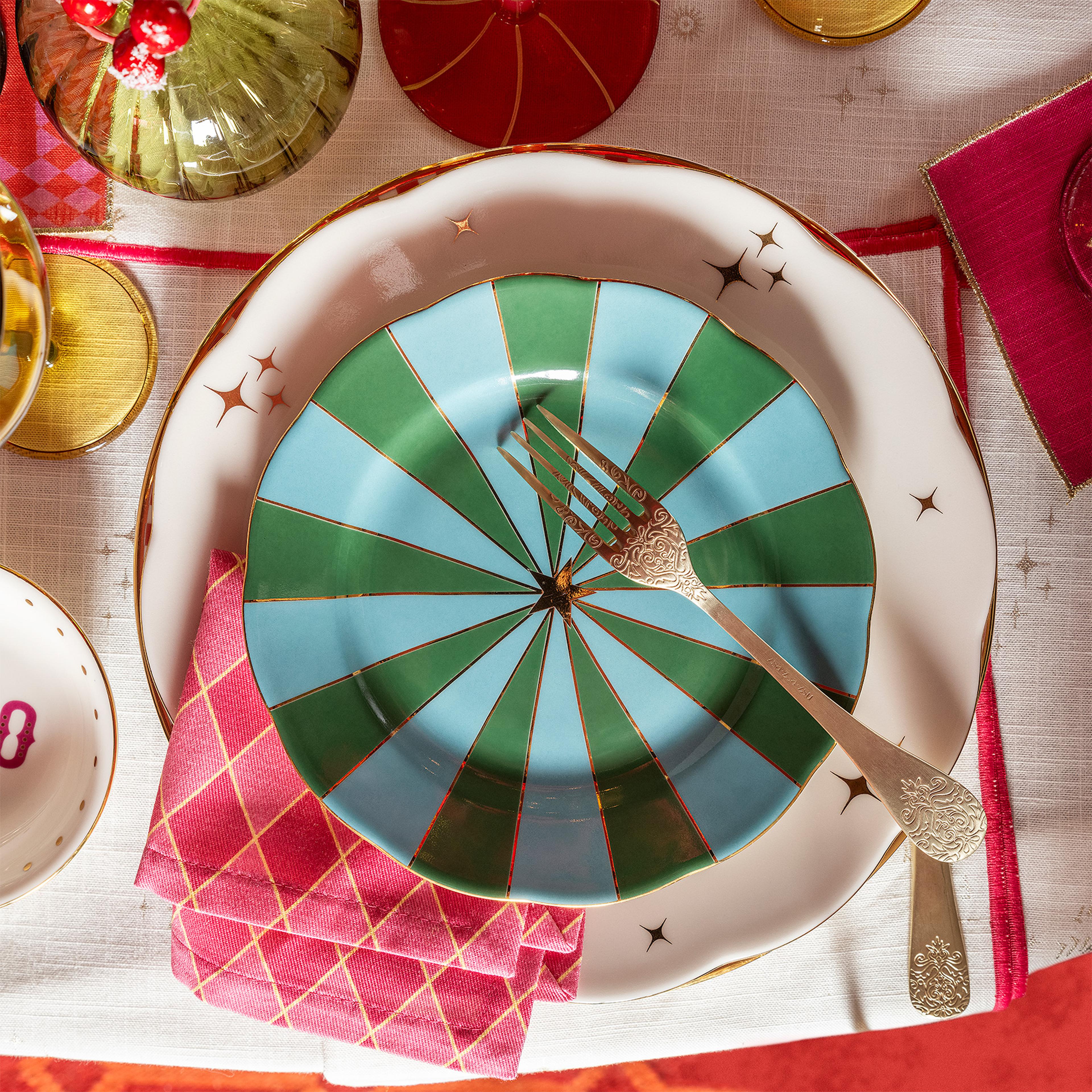 Emet Porselen Pasta Tabağı 20x20x2.4 Cm Yeşil